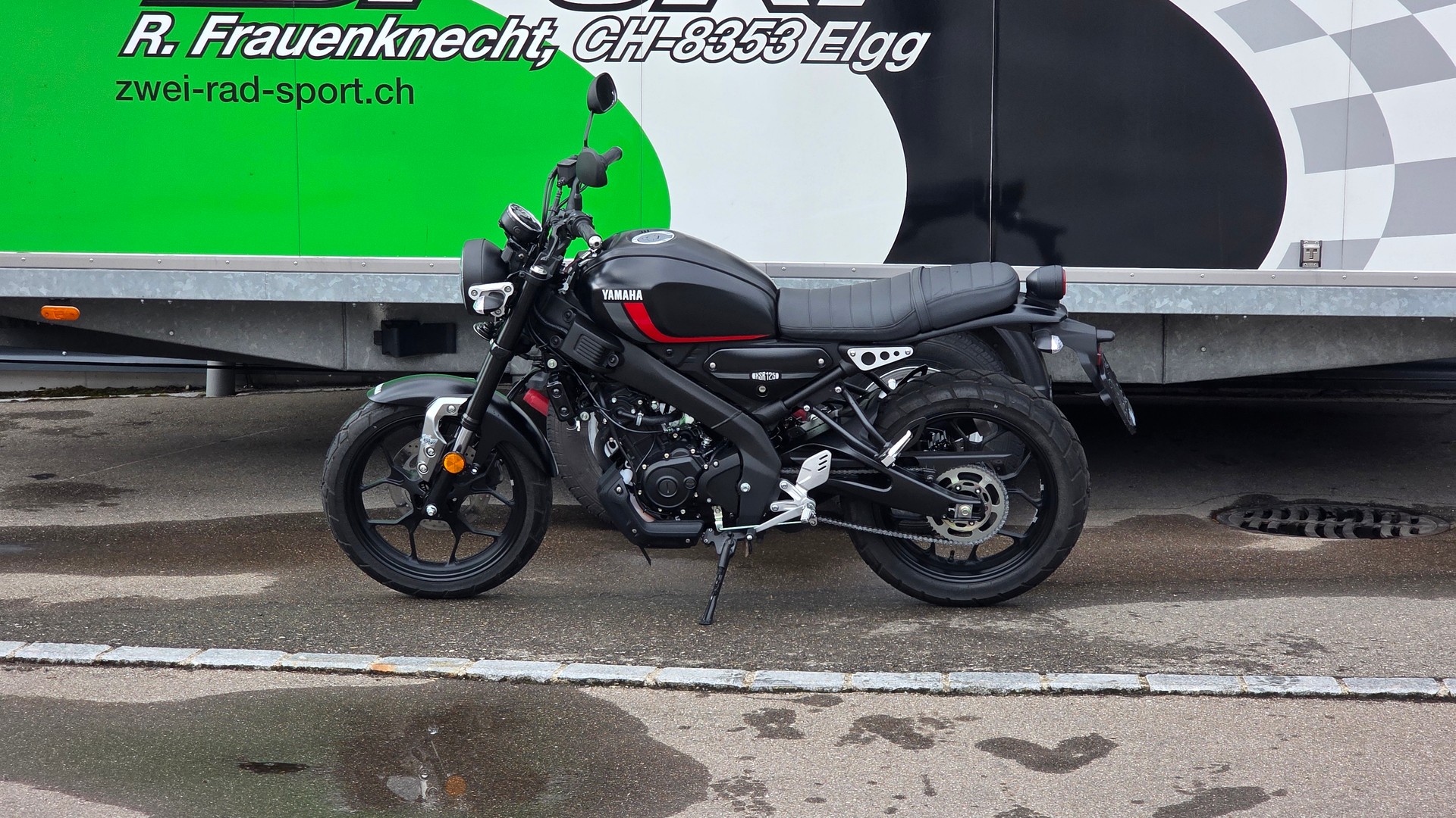 YAMAHA XSR 125-image-4