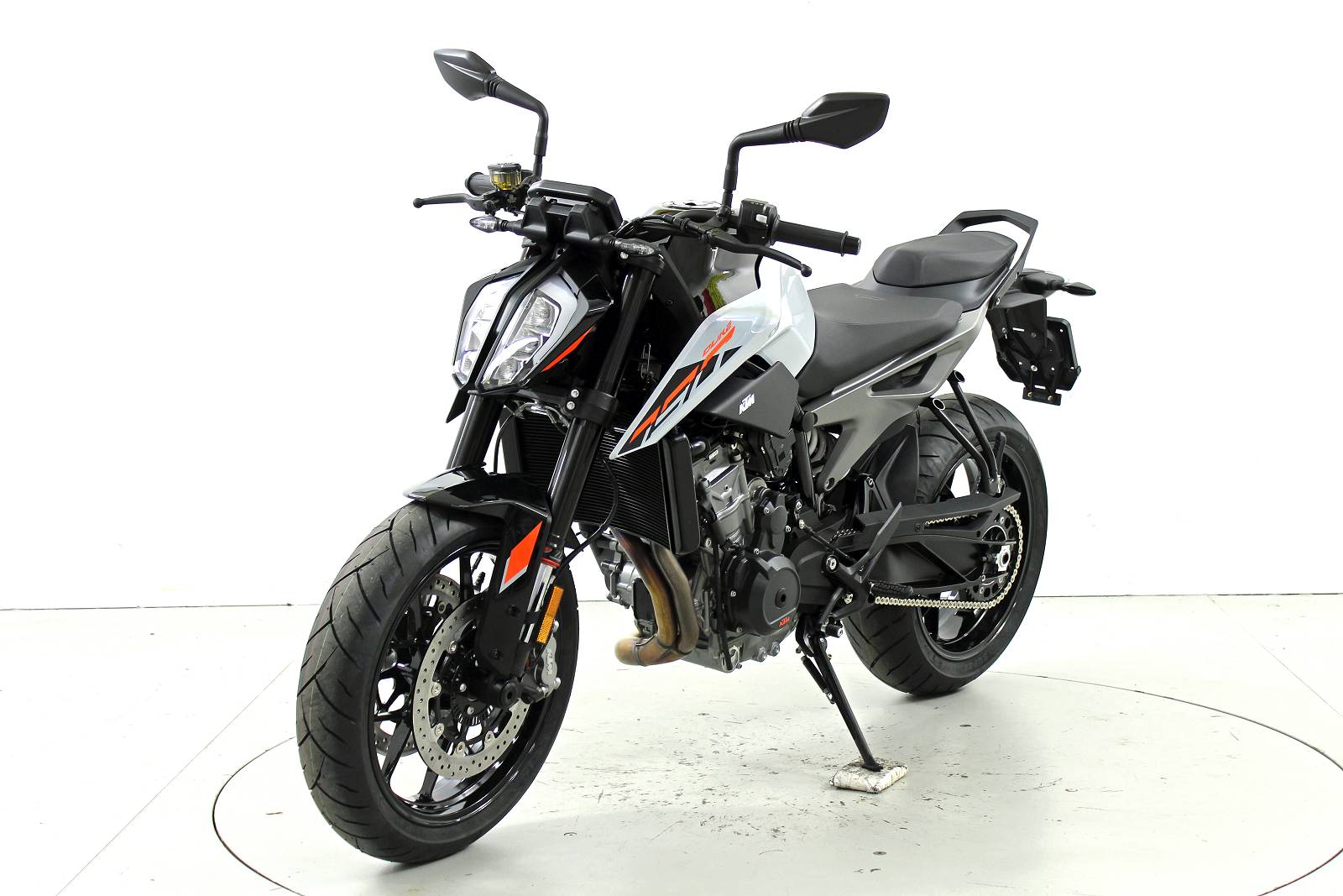 KTM 790 Duke L ABS-image-2