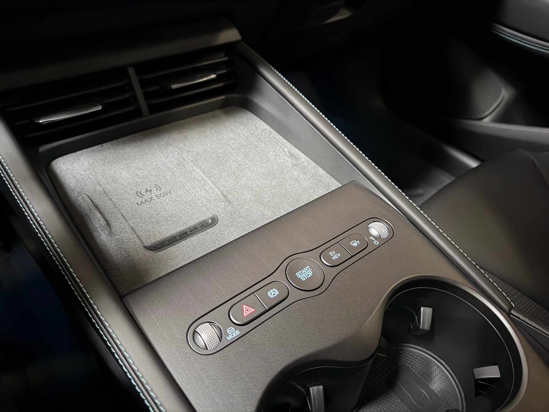 BYD Seal 6 DM-i Touring Comfort-image-20