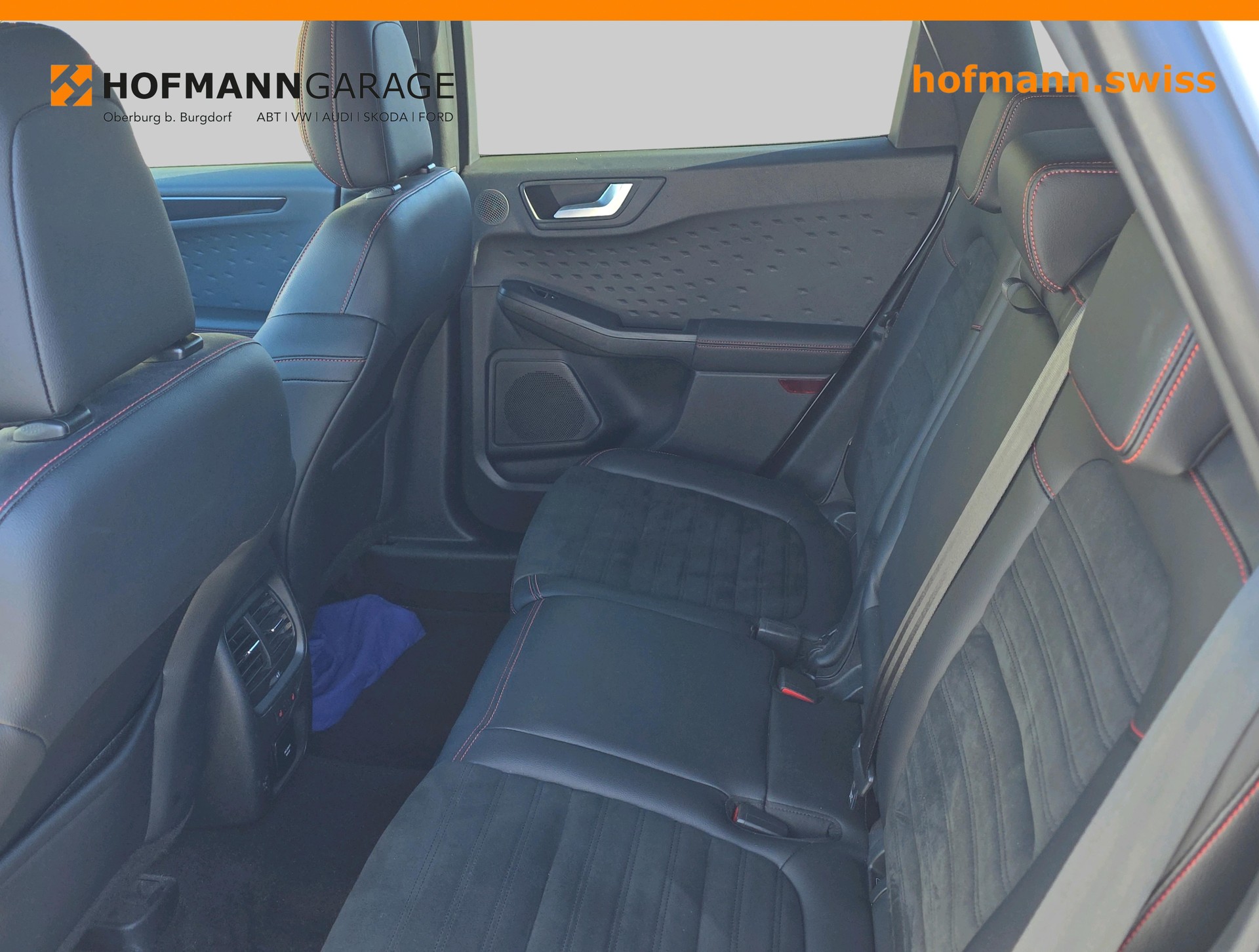 FORD Kuga 2.0 TDCi EcoBlue ST-Line X 4WD A-image-8