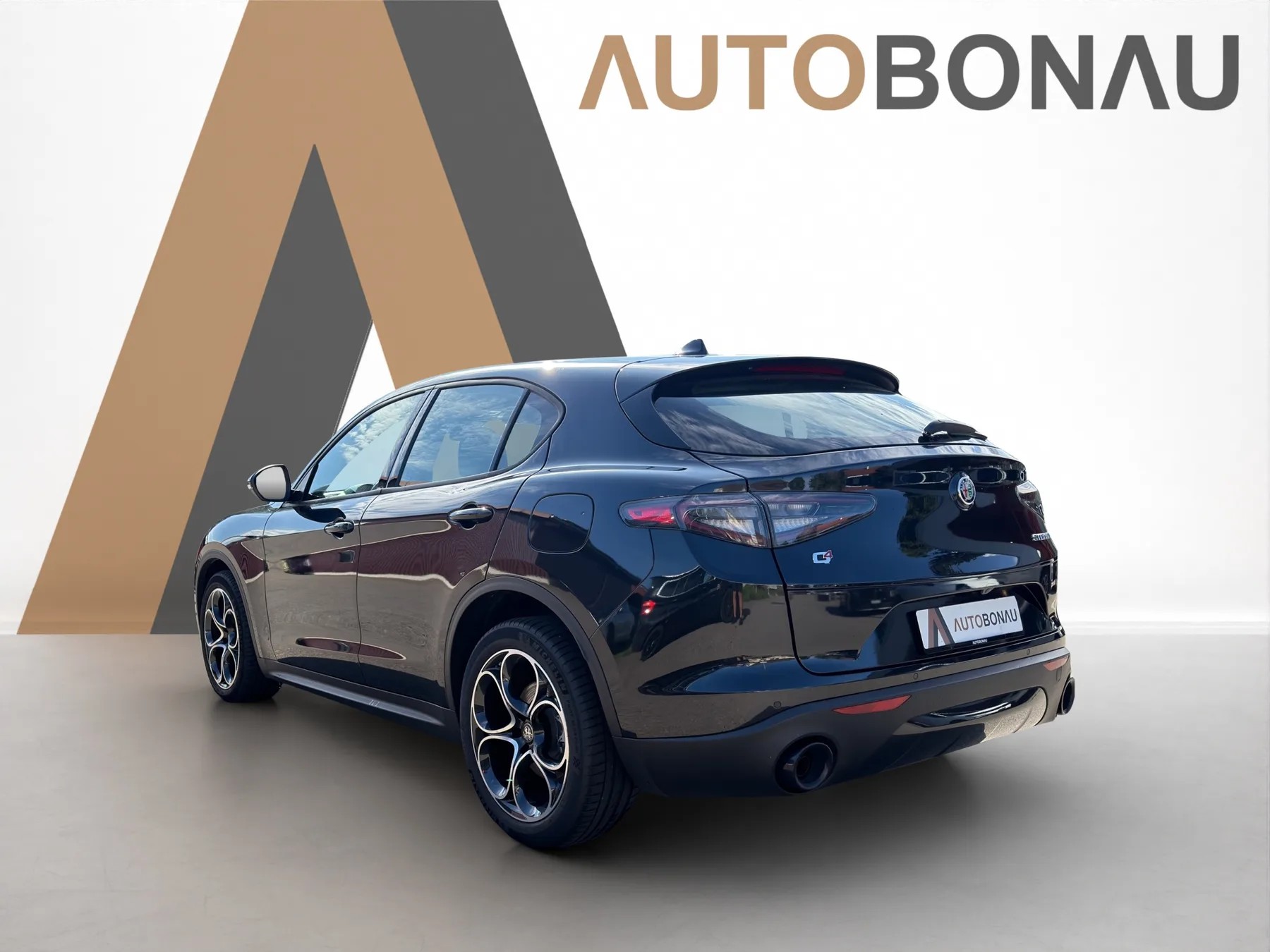 ALFA ROMEO Stelvio 2.0 MA 280 AT8 Sprint Q4-showroom-element-2