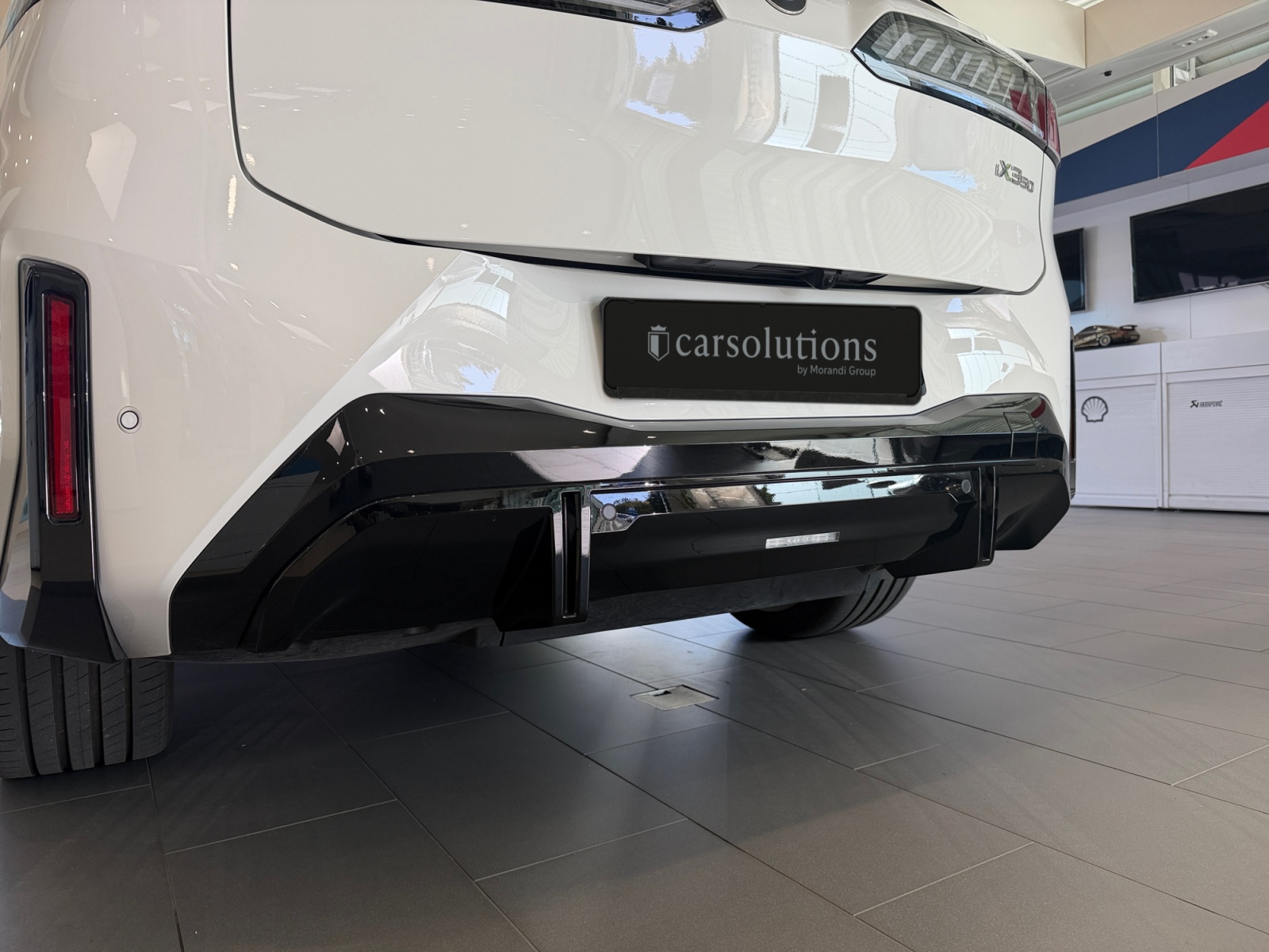BMW iX3 50 xDrive M Sport Pro-image-9