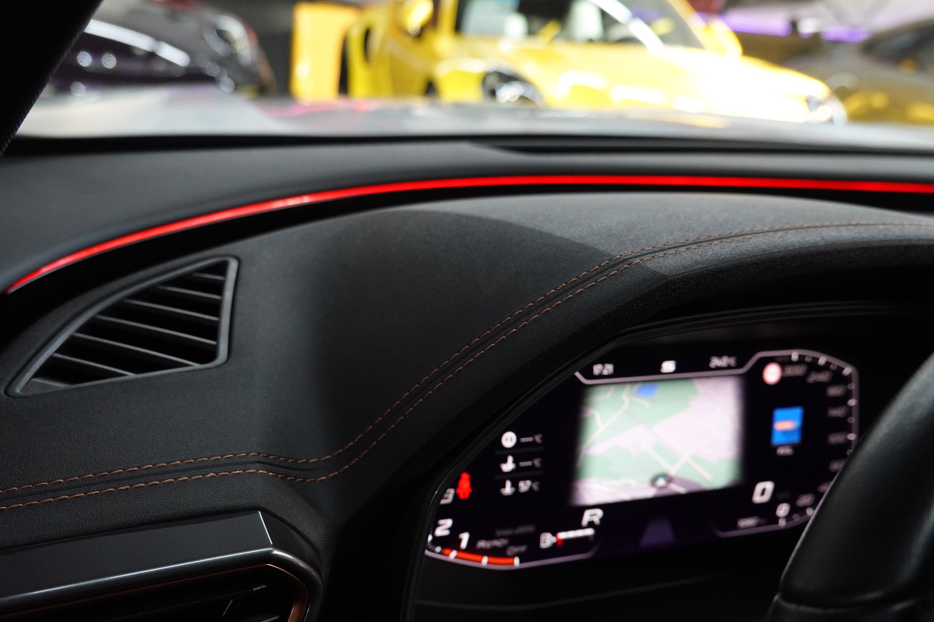 CUPRA FORMENTOR 2.0TSI SILVER 4DRIVE DSG CH-FZ APR 385-image-28
