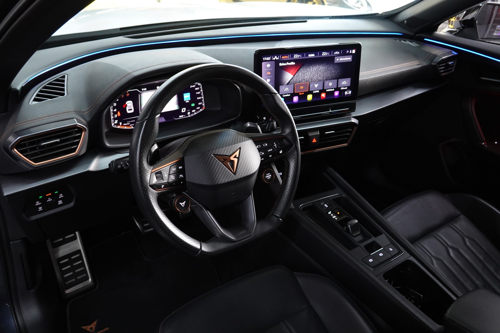 CUPRA FORMENTOR 2.0TSI SILVER 4DRIVE DSG CH-FZ APR 385-image-27
