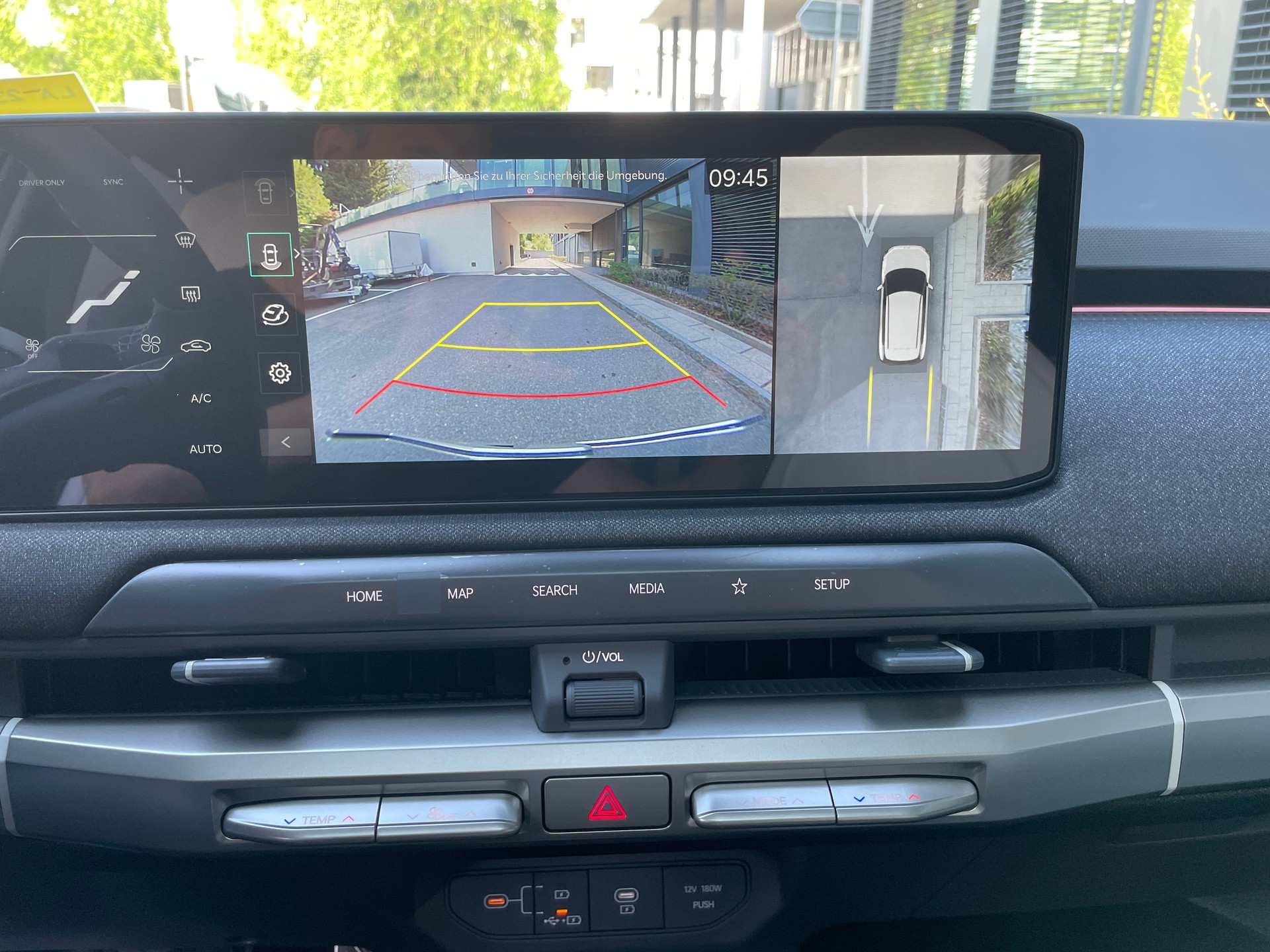 KIA EV3 81,4 kWh GT-Line mit GT-Line Pack, Panoramadach, V2L, AHK (MODELL 26)-image-18