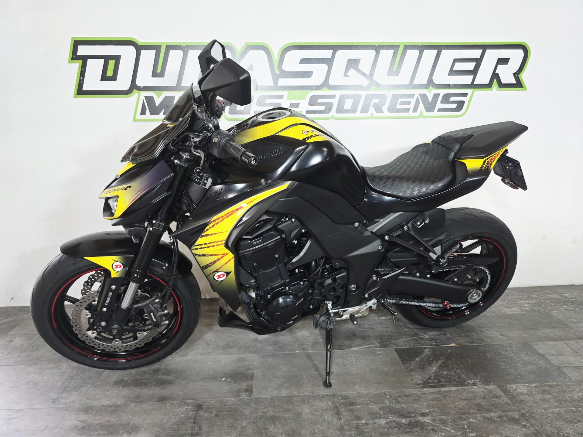 KAWASAKI Z 1000-showroom-element-3