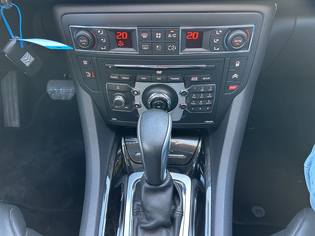 CITROEN C5 Berline 2.0i Dynamique+ Automatic-image-19