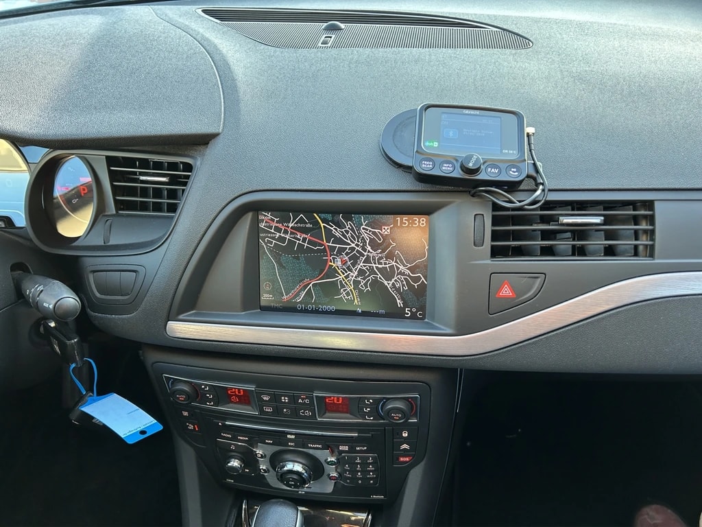 CITROEN C5 Berline 2.0i Dynamique+ Automatic-image-12