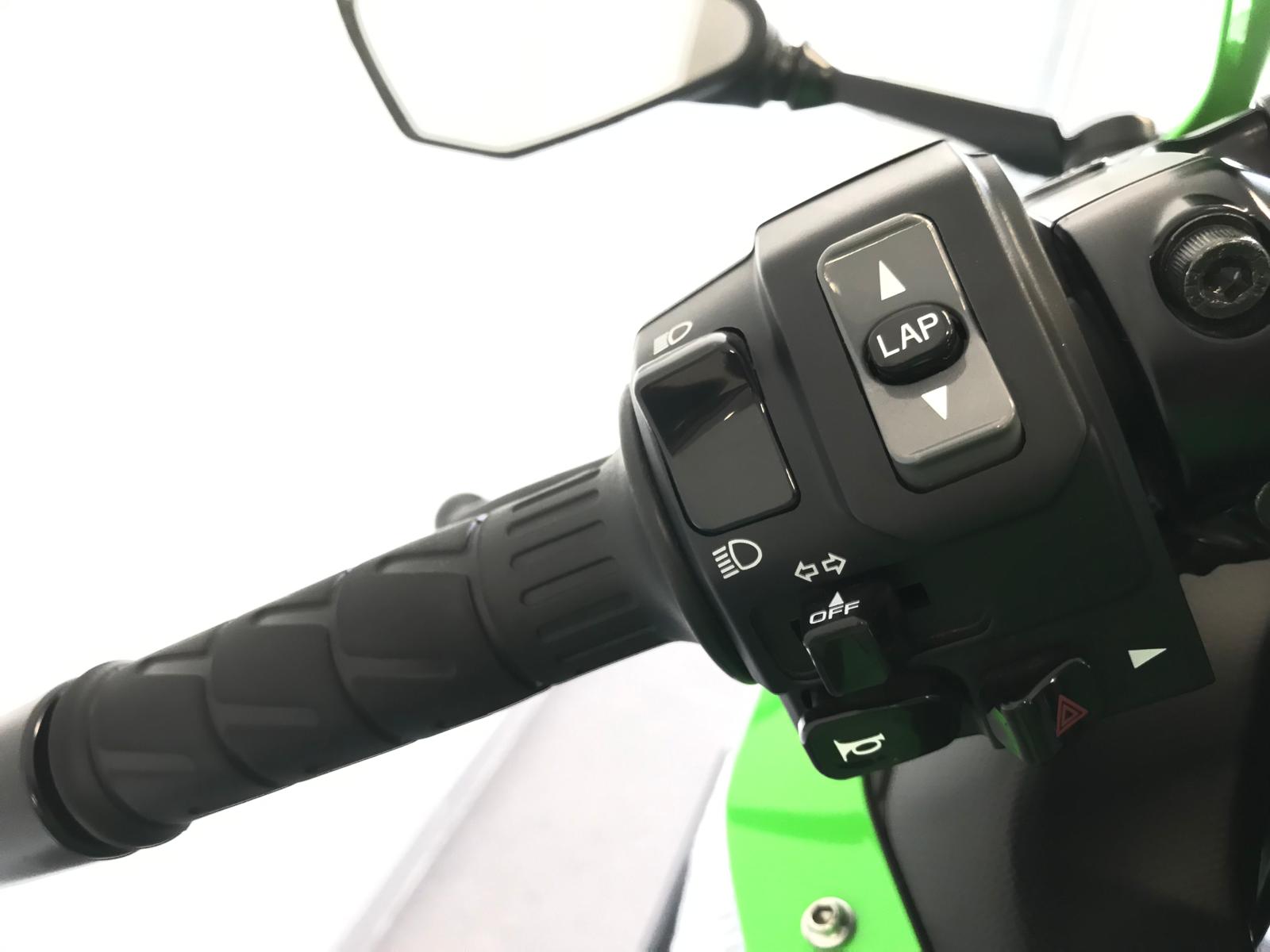 KAWASAKI Ninja ZX-4RR (35kW)-image-13