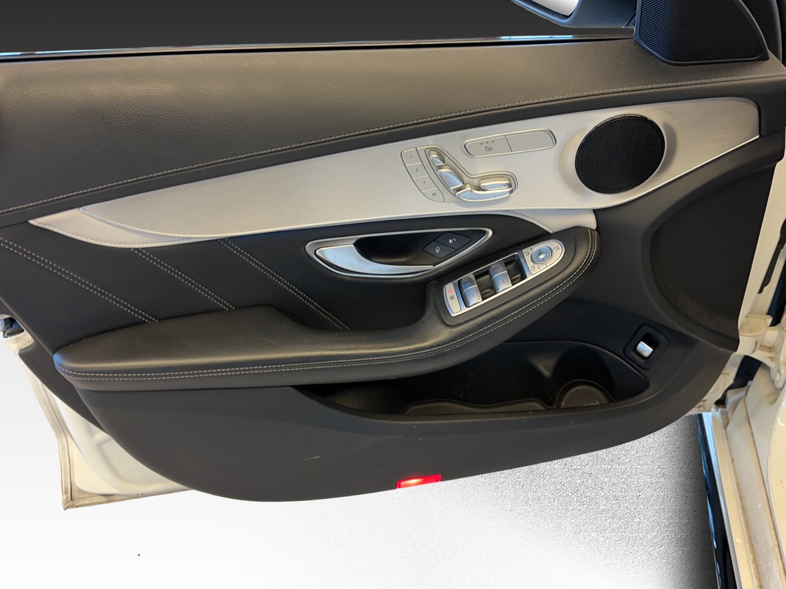 MERCEDES-BENZ C 63 S AMG Night Paket Speedshift-image-8