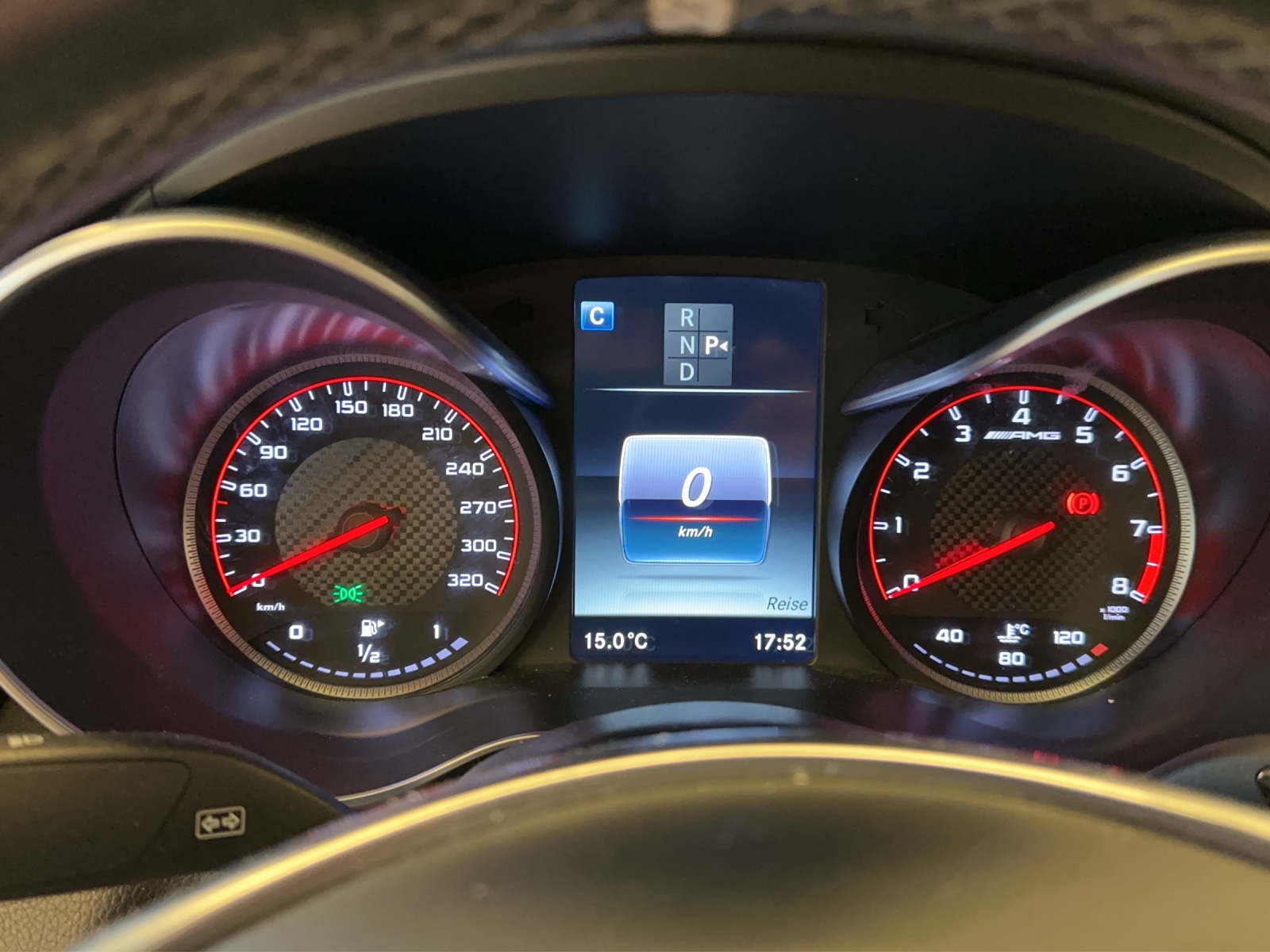 MERCEDES-BENZ C 63 S AMG Night Paket Speedshift-image-12