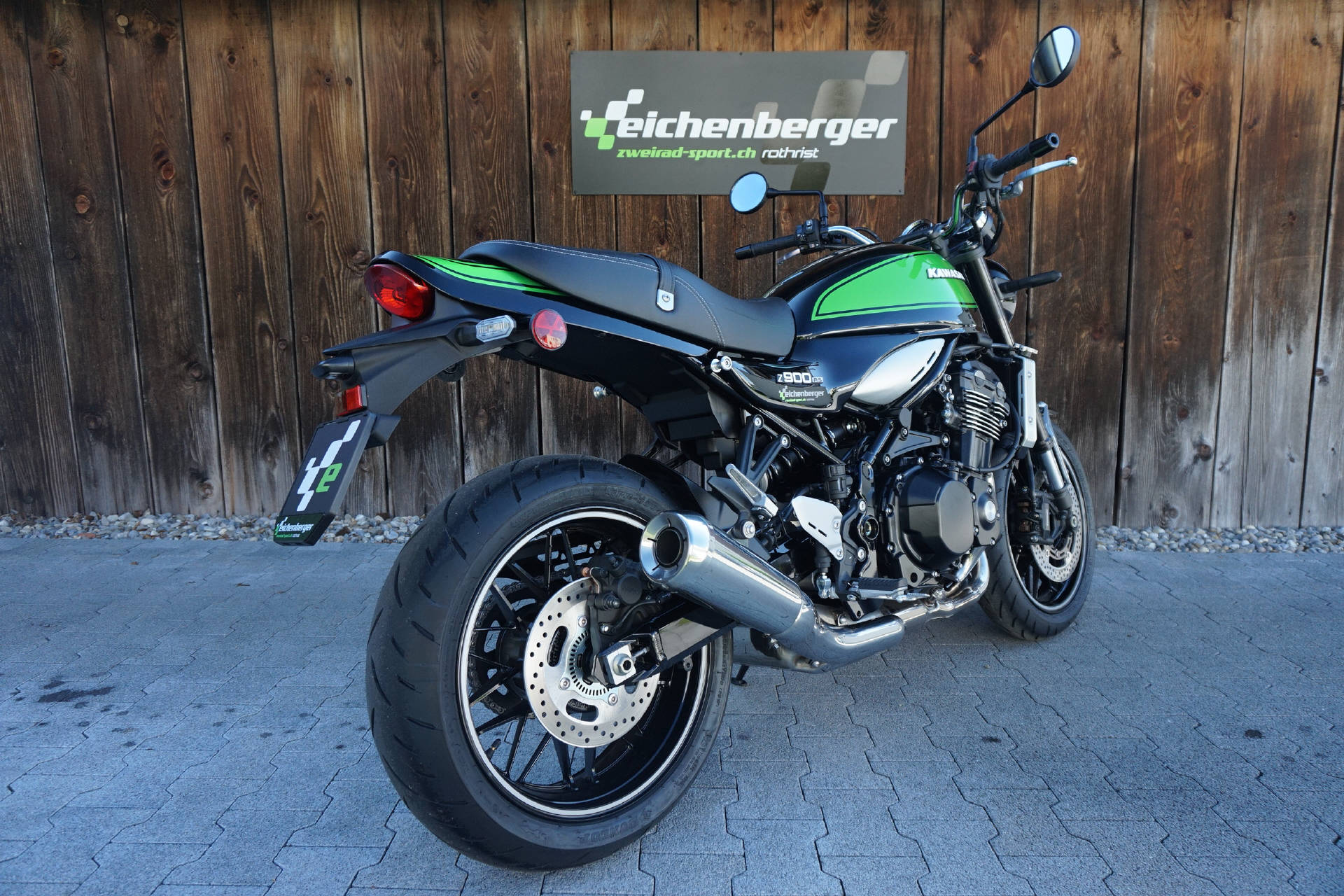 KAWASAKI Z 900 RS ABS MY25-image-3