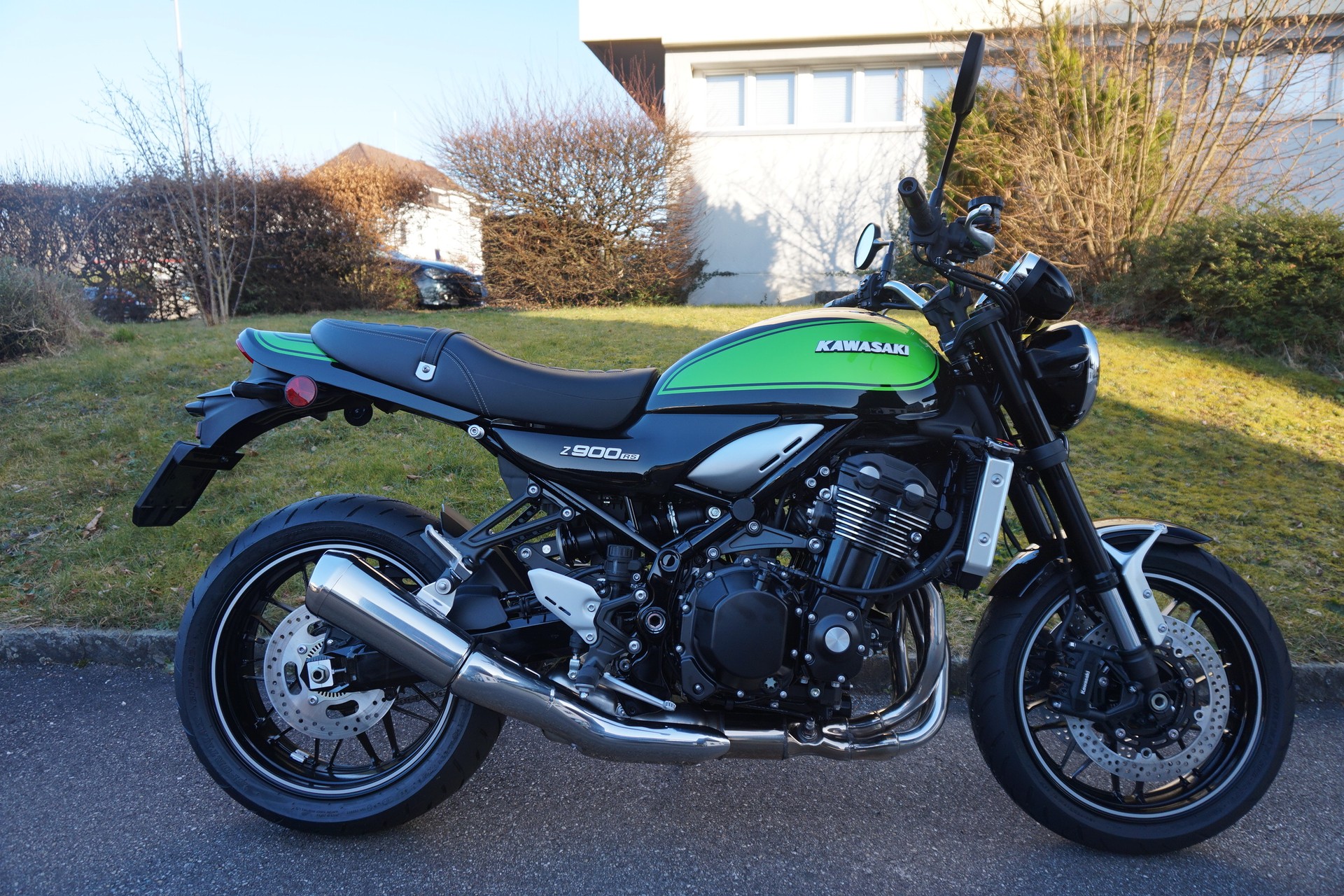 KAWASAKI Z 900 RS ABS MY25-image-2