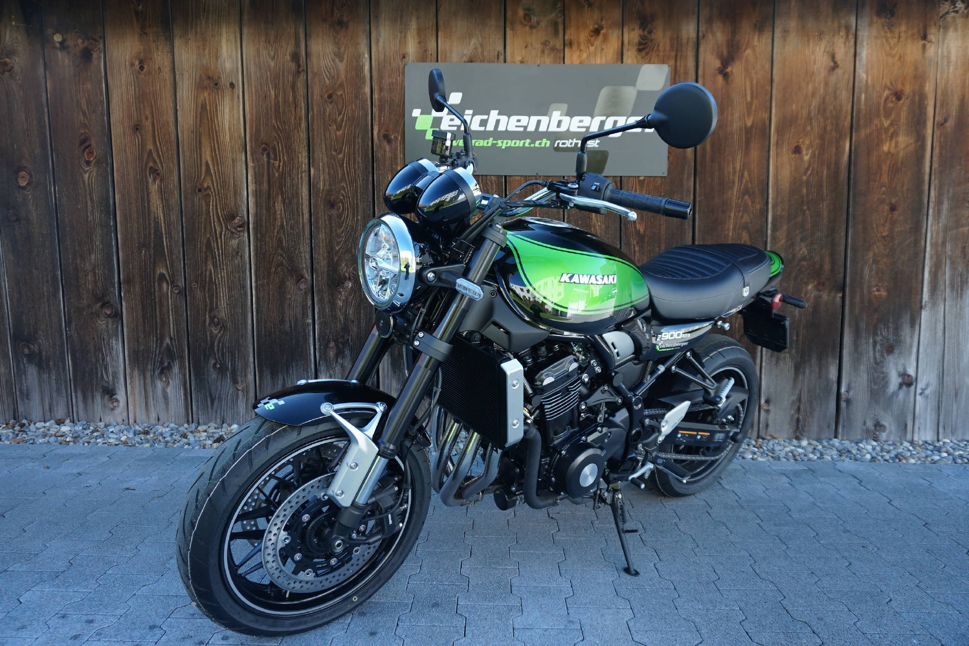 KAWASAKI Z 900 RS ABS MY25-image-1