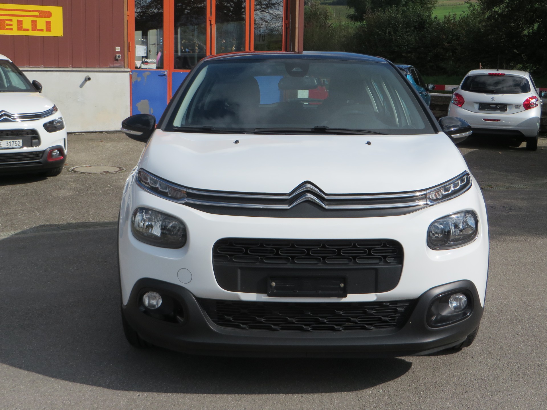 CITROEN C3 1.2i PureTech Feel-image-1