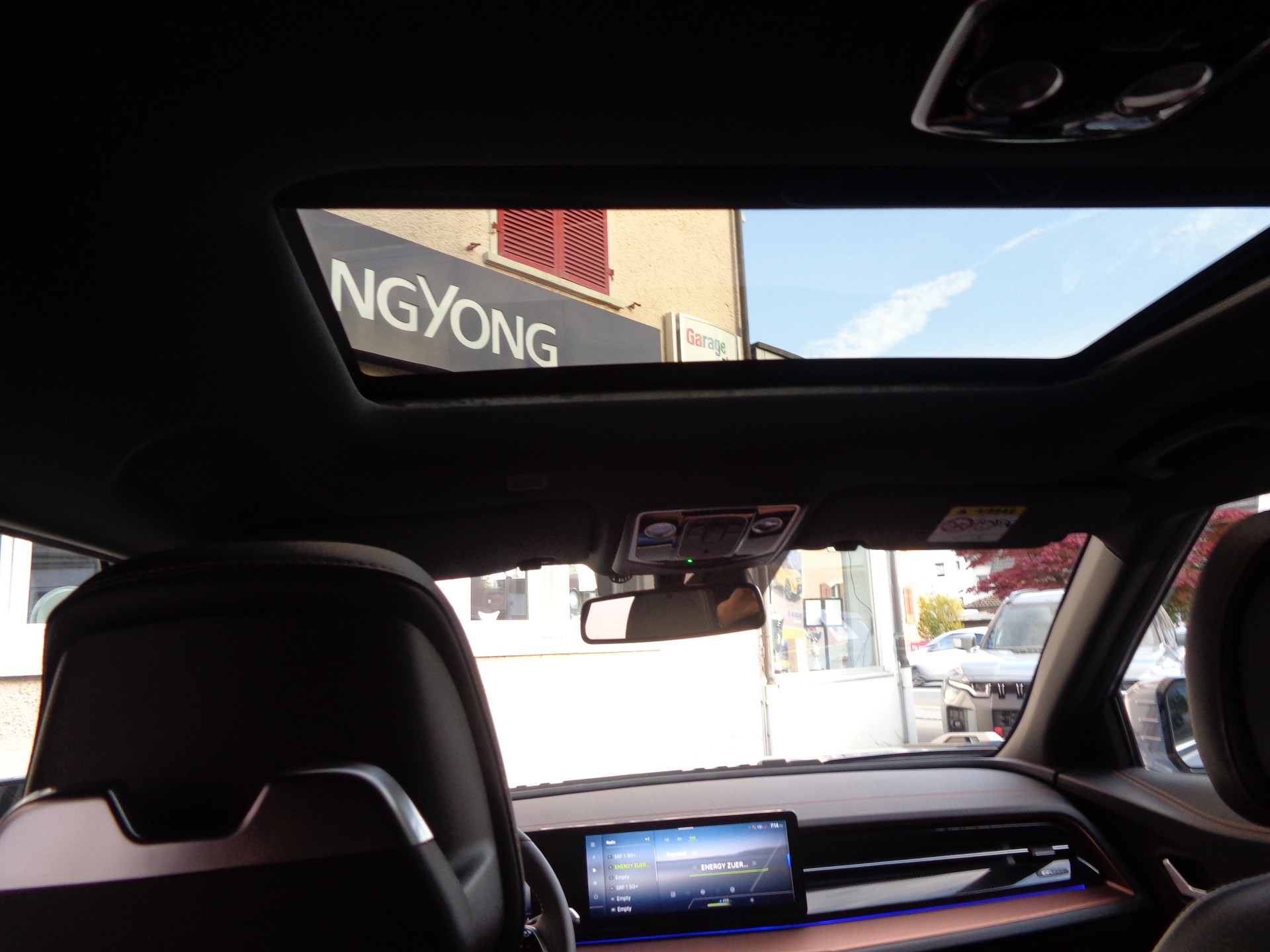 KGM-SsangYong Titanium-image-7