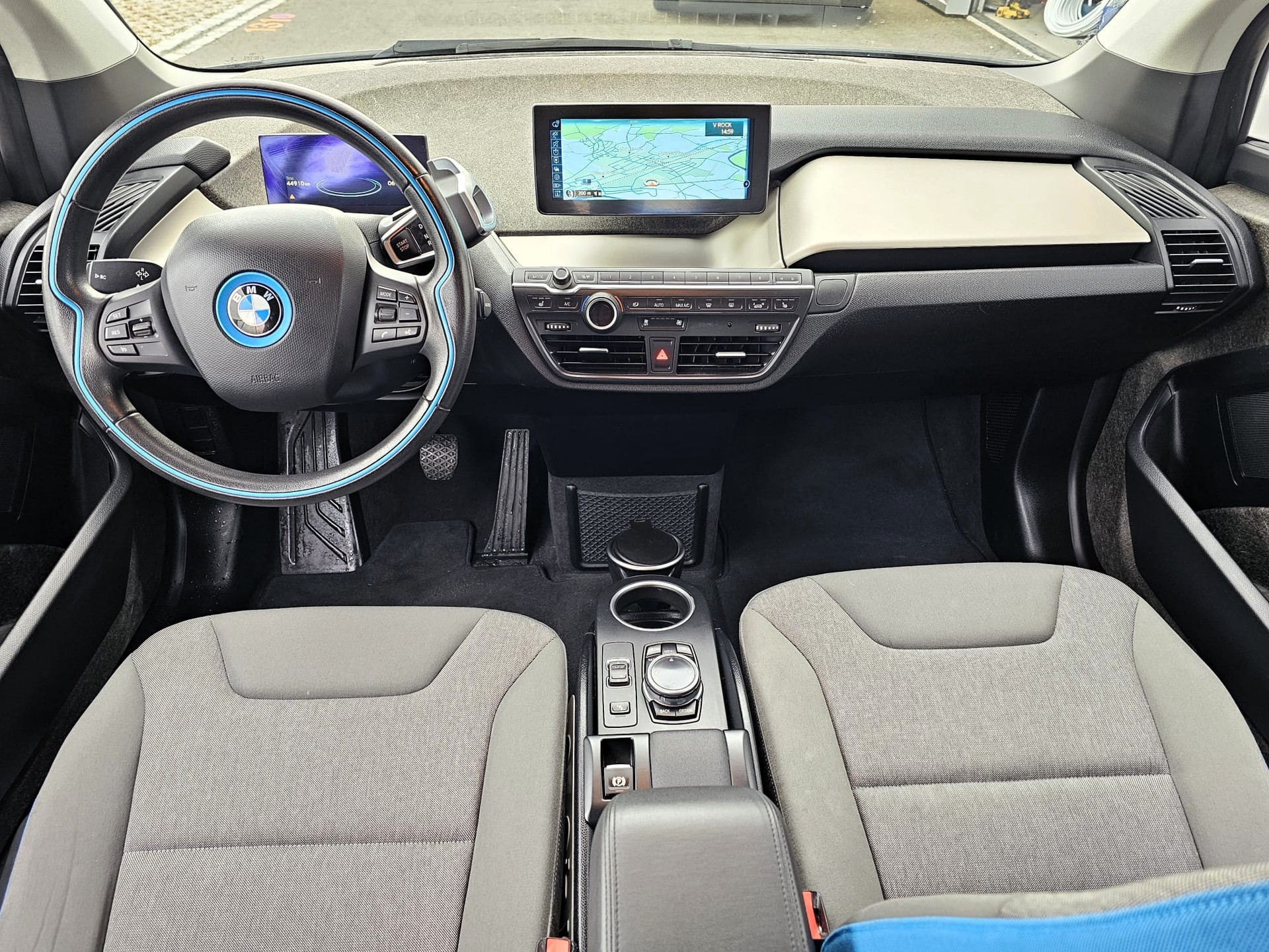 BMW i3 (60Ah)-image-7