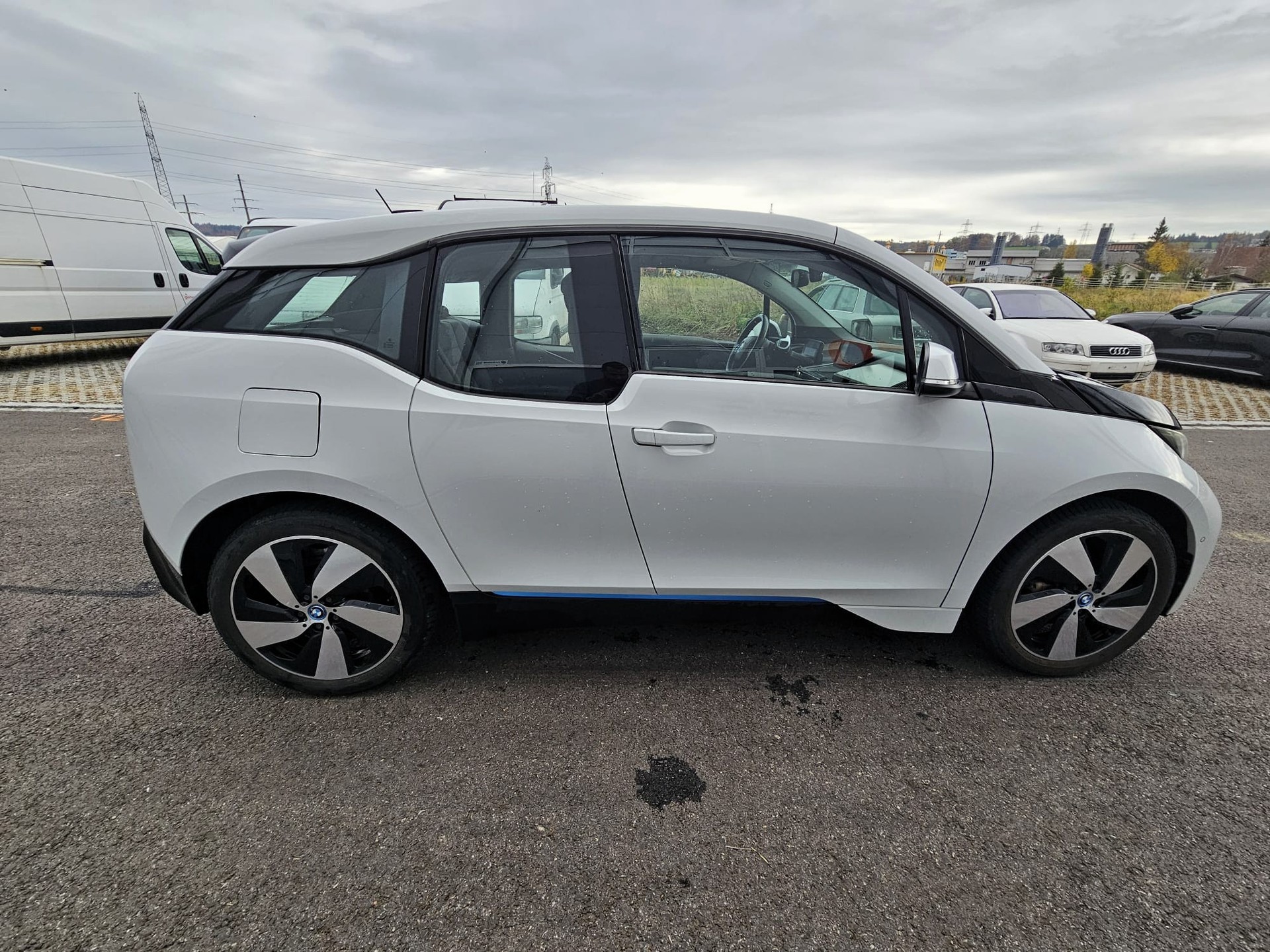 BMW i3 (60Ah)-image-4