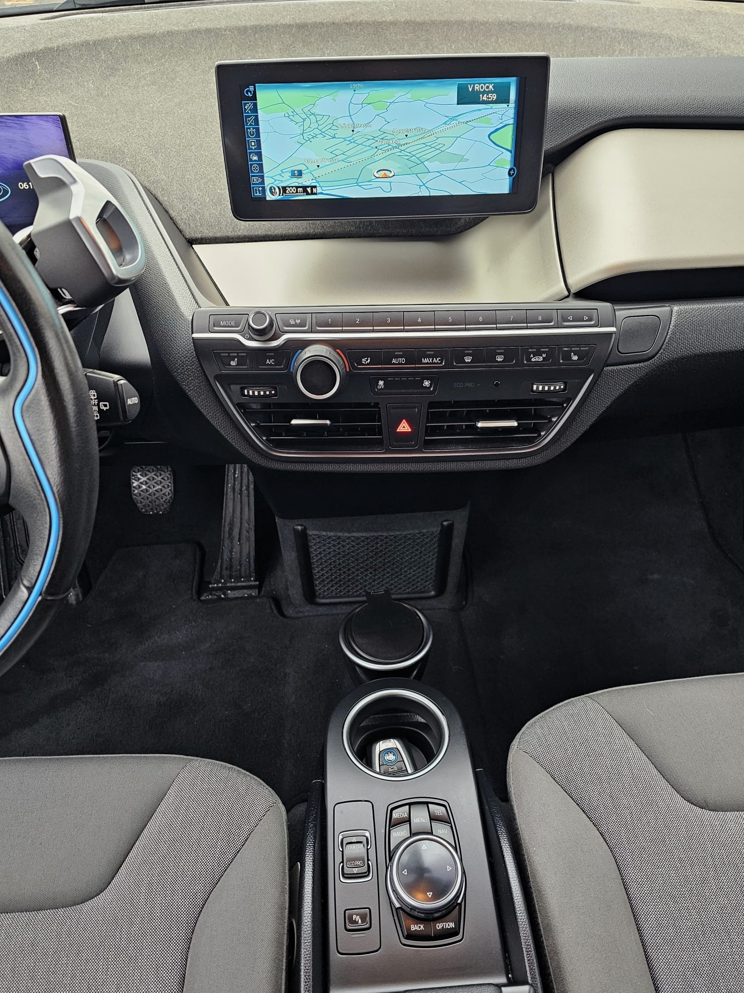 BMW i3 (60Ah)-image-12
