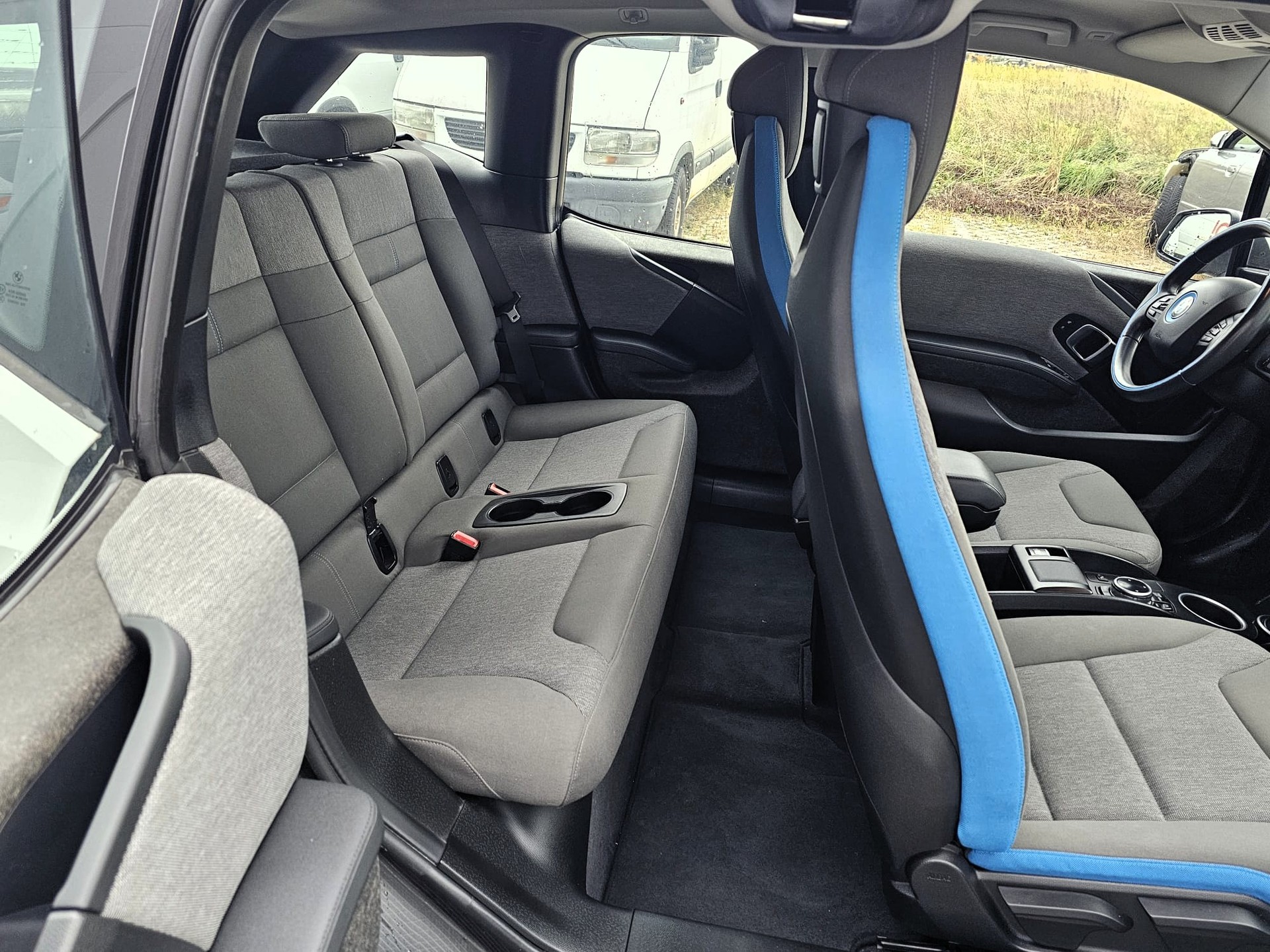 BMW i3 (60Ah)-image-11