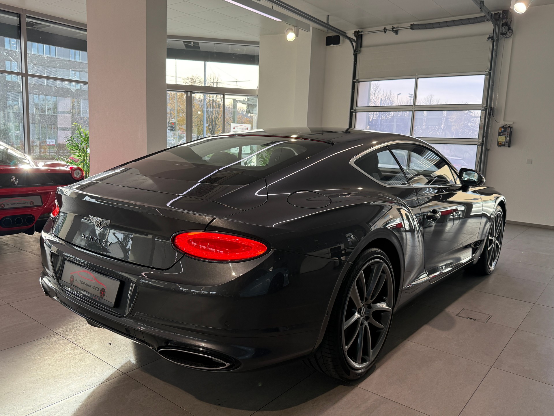 BENTLEY Continental GT 6.0 W12-image-6