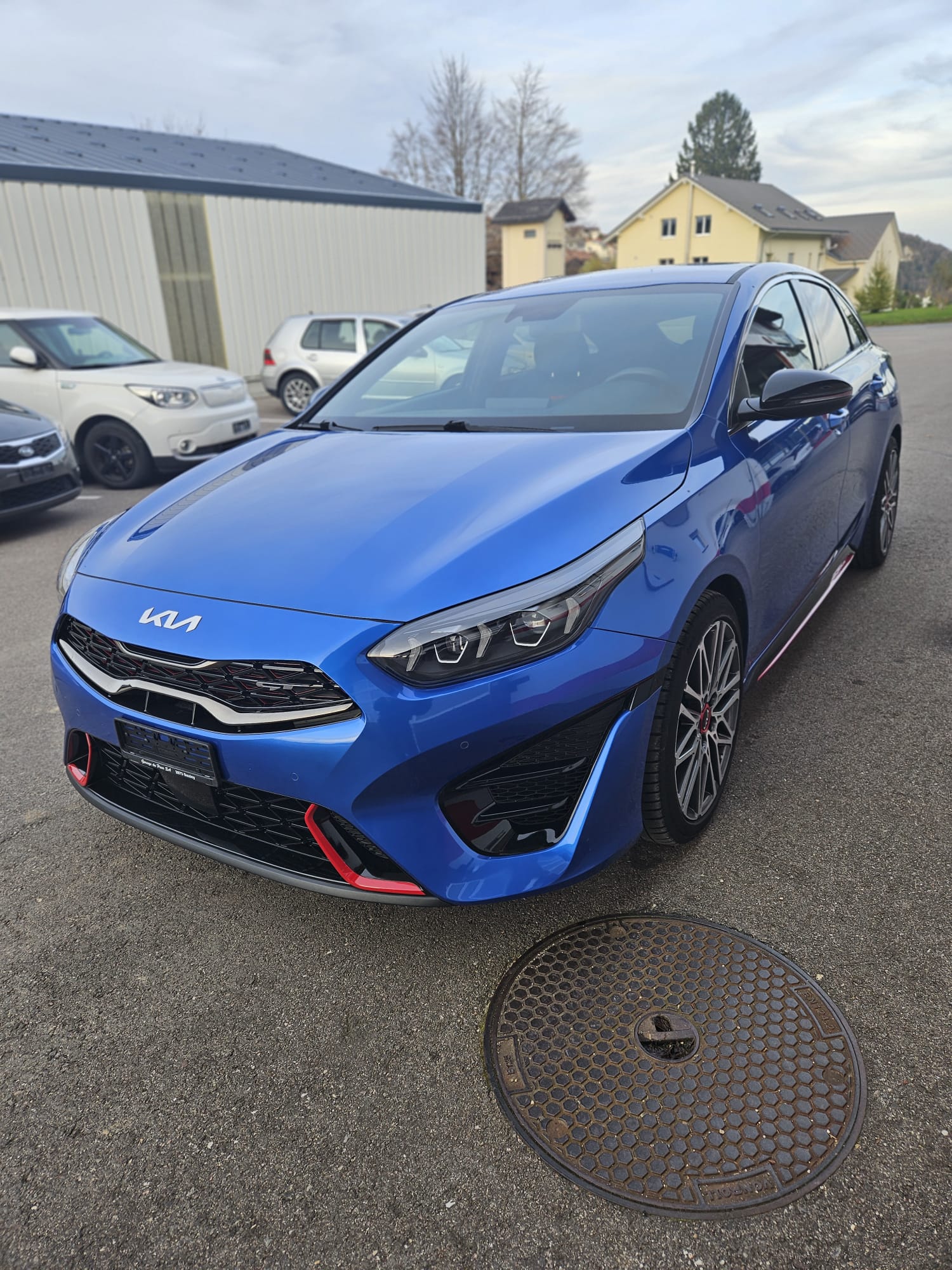 KIA ProCeed 1.6 T-GDi GT DCT-image-2