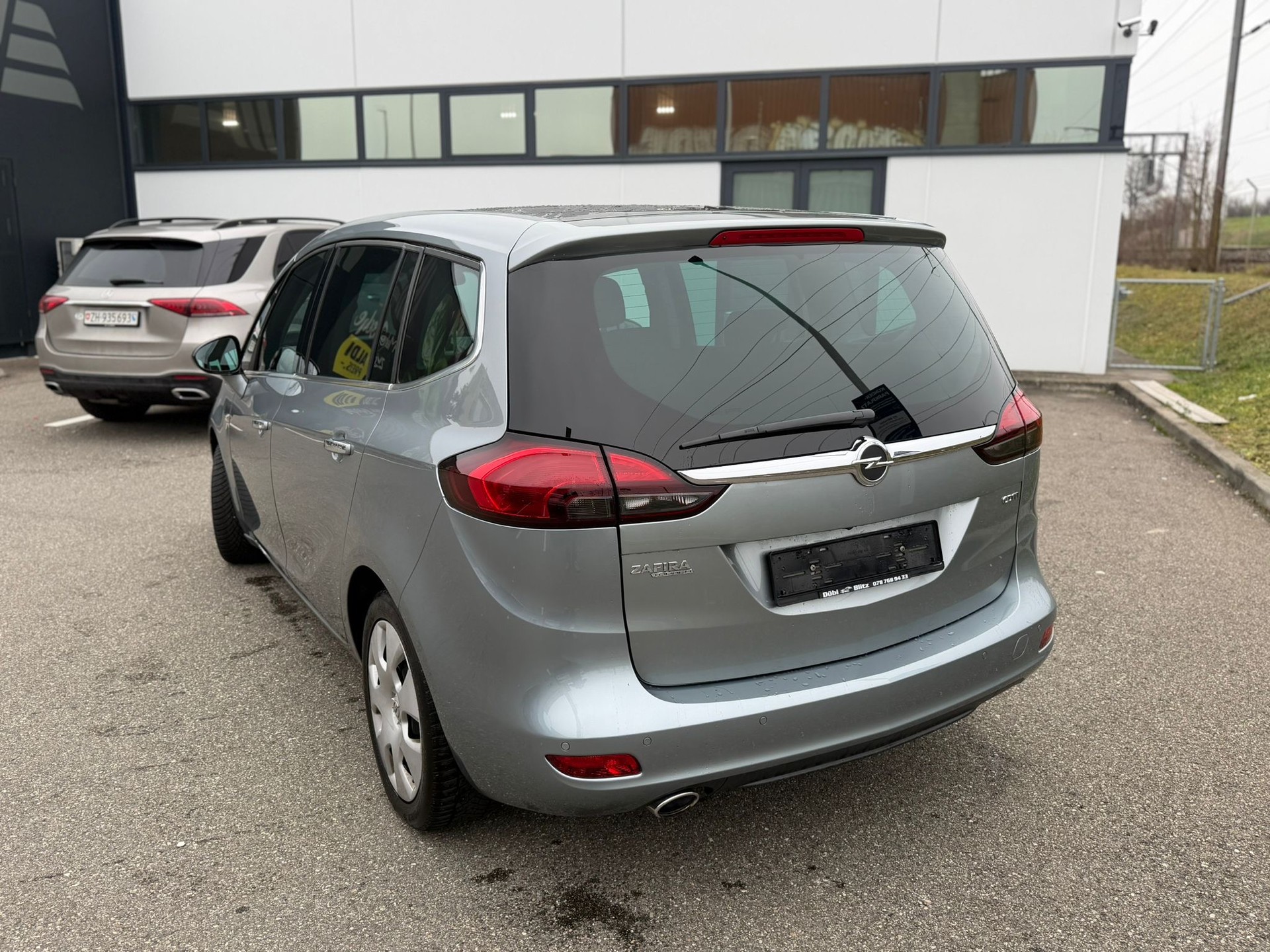 OPEL Zafira Tourer 2.0 CDTi Sport Automatic-showroom-element-2