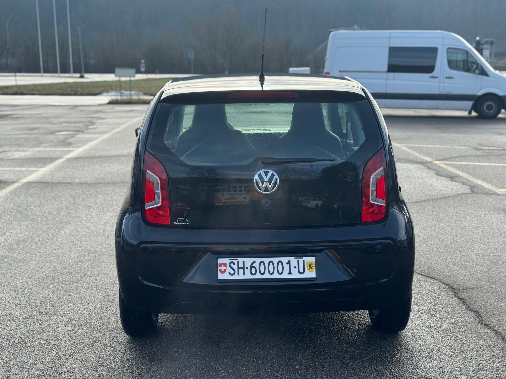 VW Up 1.0 white up-image-5