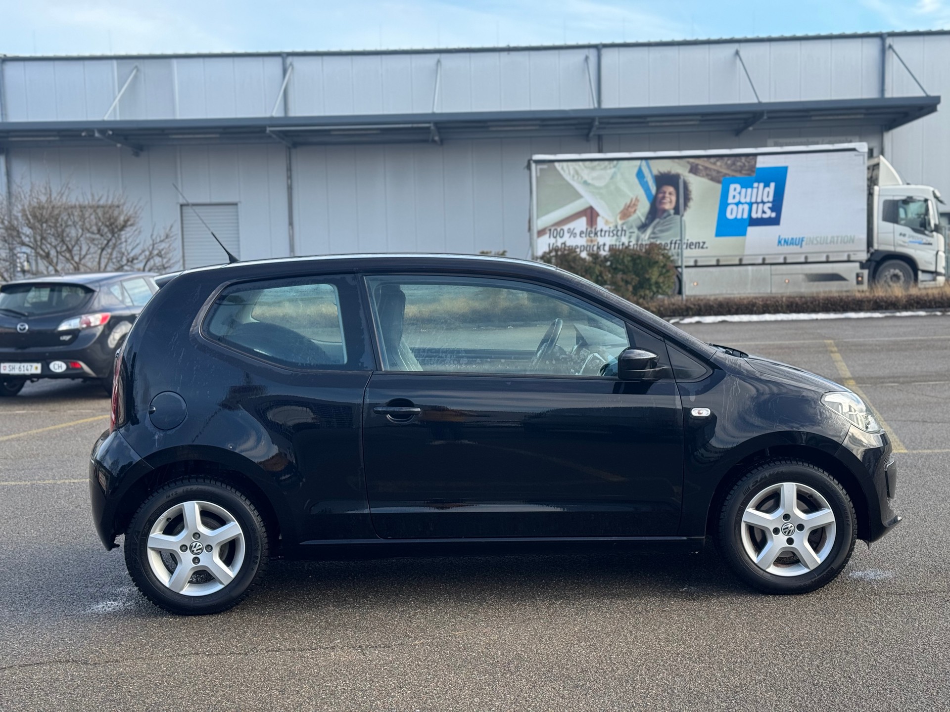 VW Up 1.0 white up-image-3
