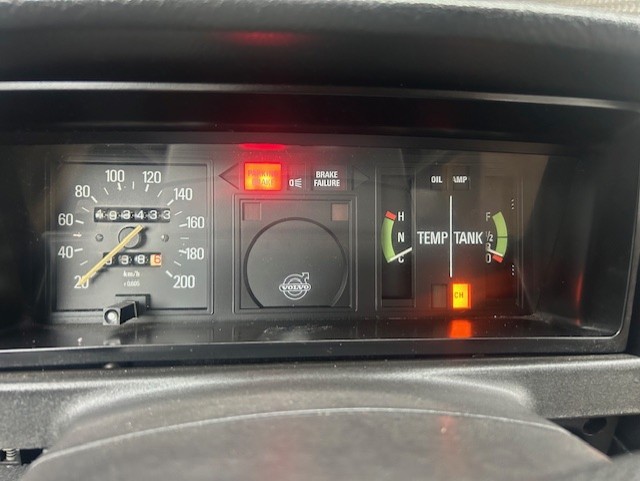 VOLVO 244 DL 2.1 ---VETERAN -----image-9