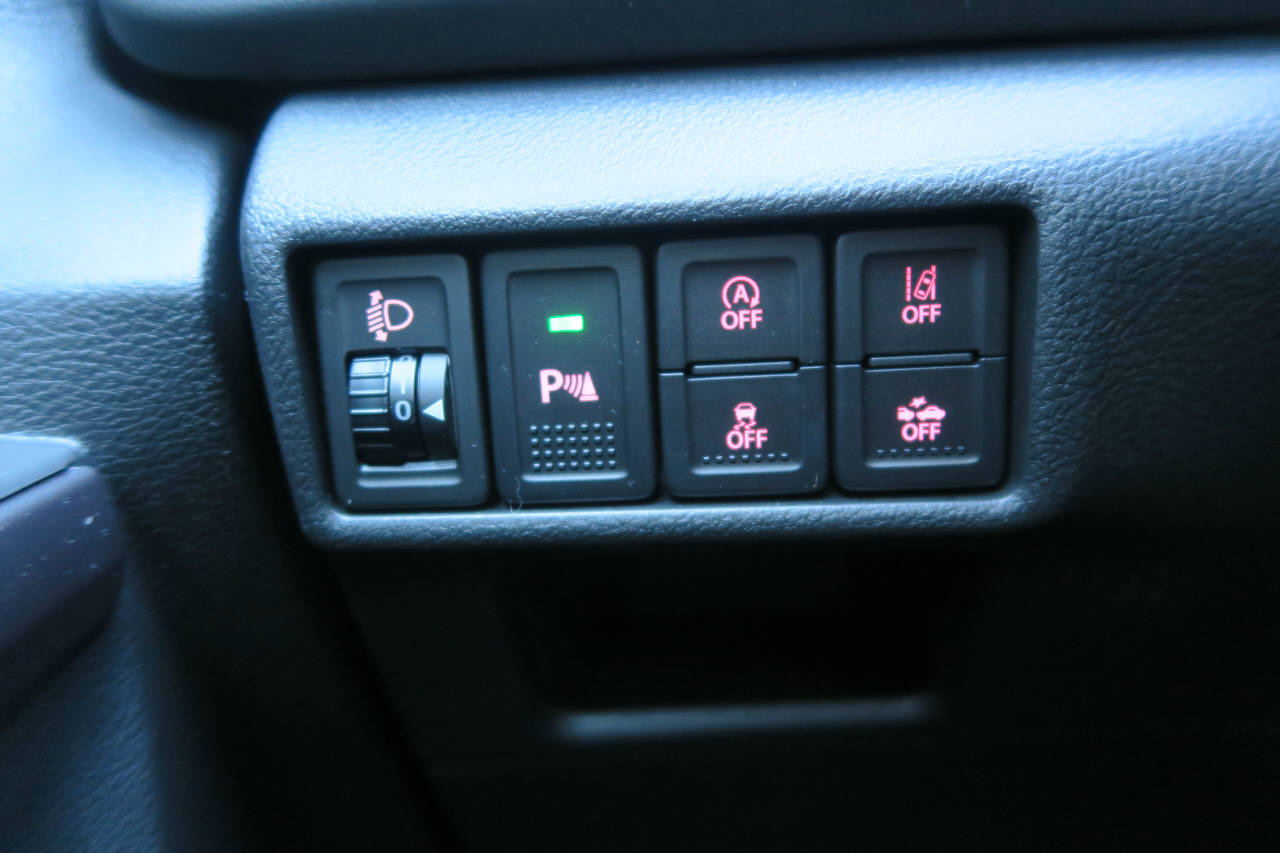 SUZUKI S-Cross 1.4 T Sakura Top Hybrid 4x4-image-12