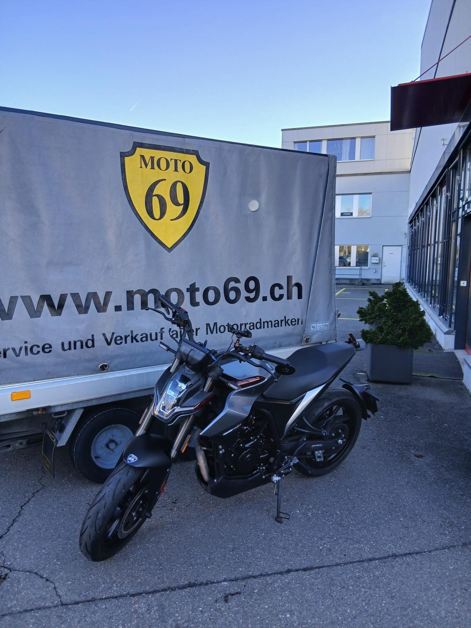 MALAGUTI Drakon 125 ABS-image-4