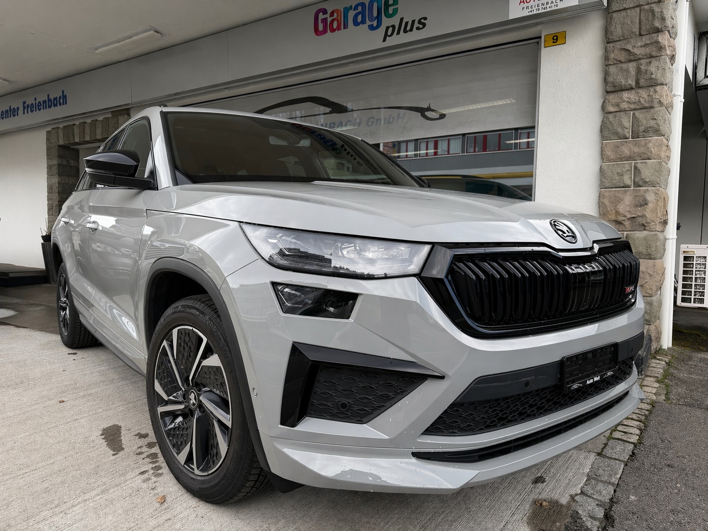 SKODA Kodiaq 2.0 TSI 4x4 RS-showroom-element-2