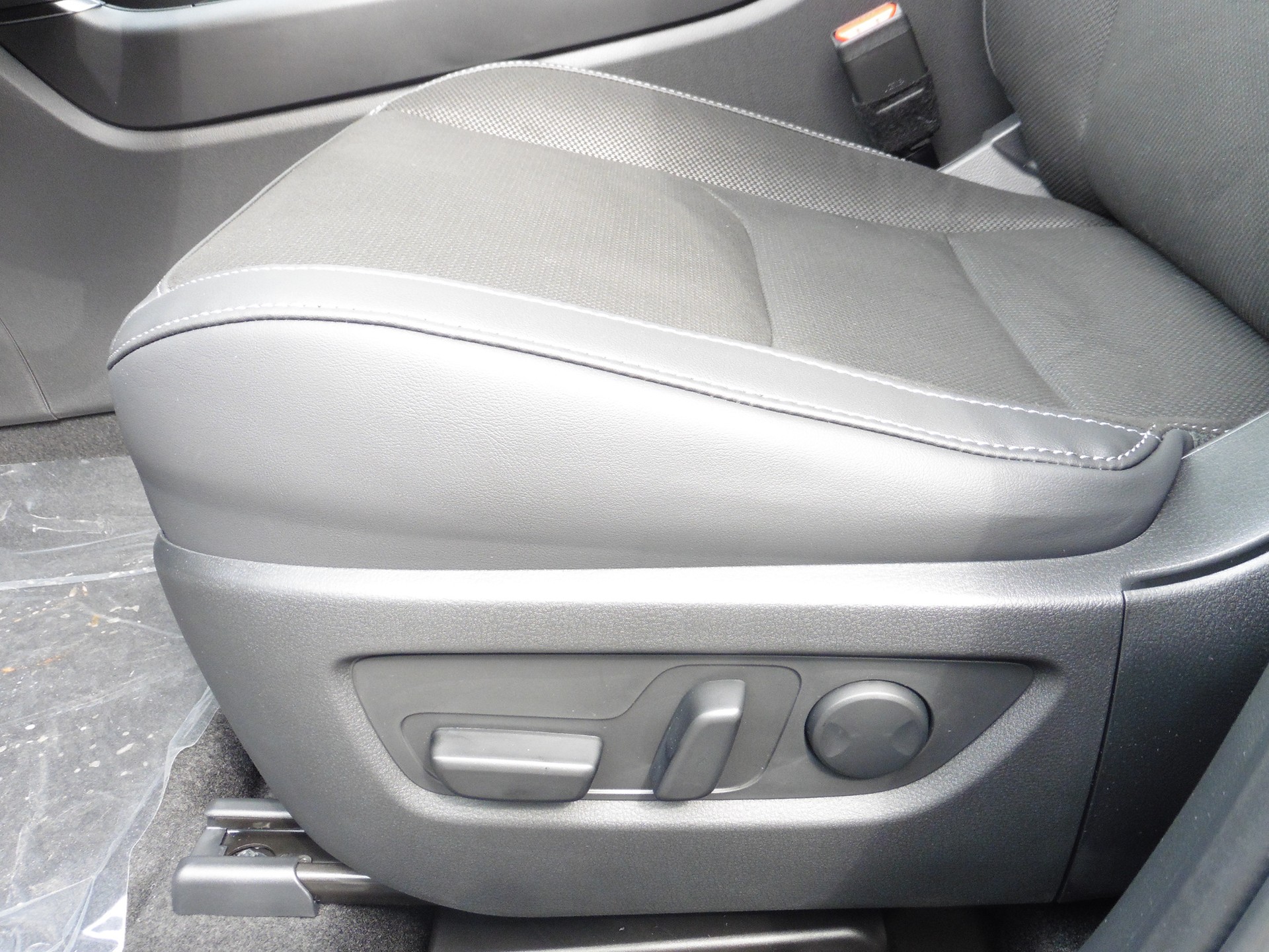 MAZDA Exklusive-Line-image-7