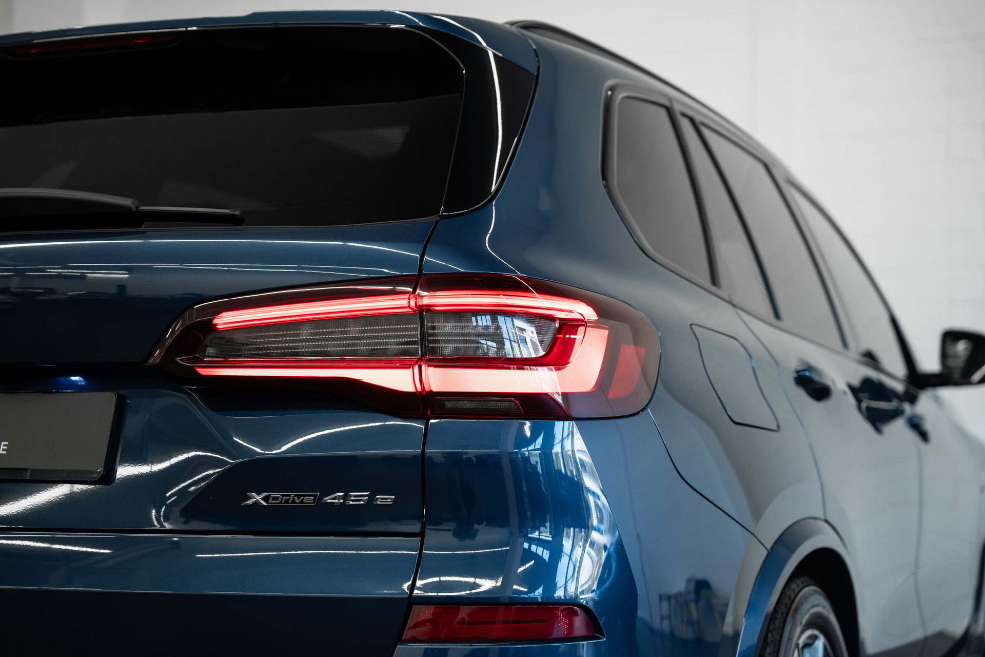 BMW X5 xDrive 45e M Sport Steptronic-image-6