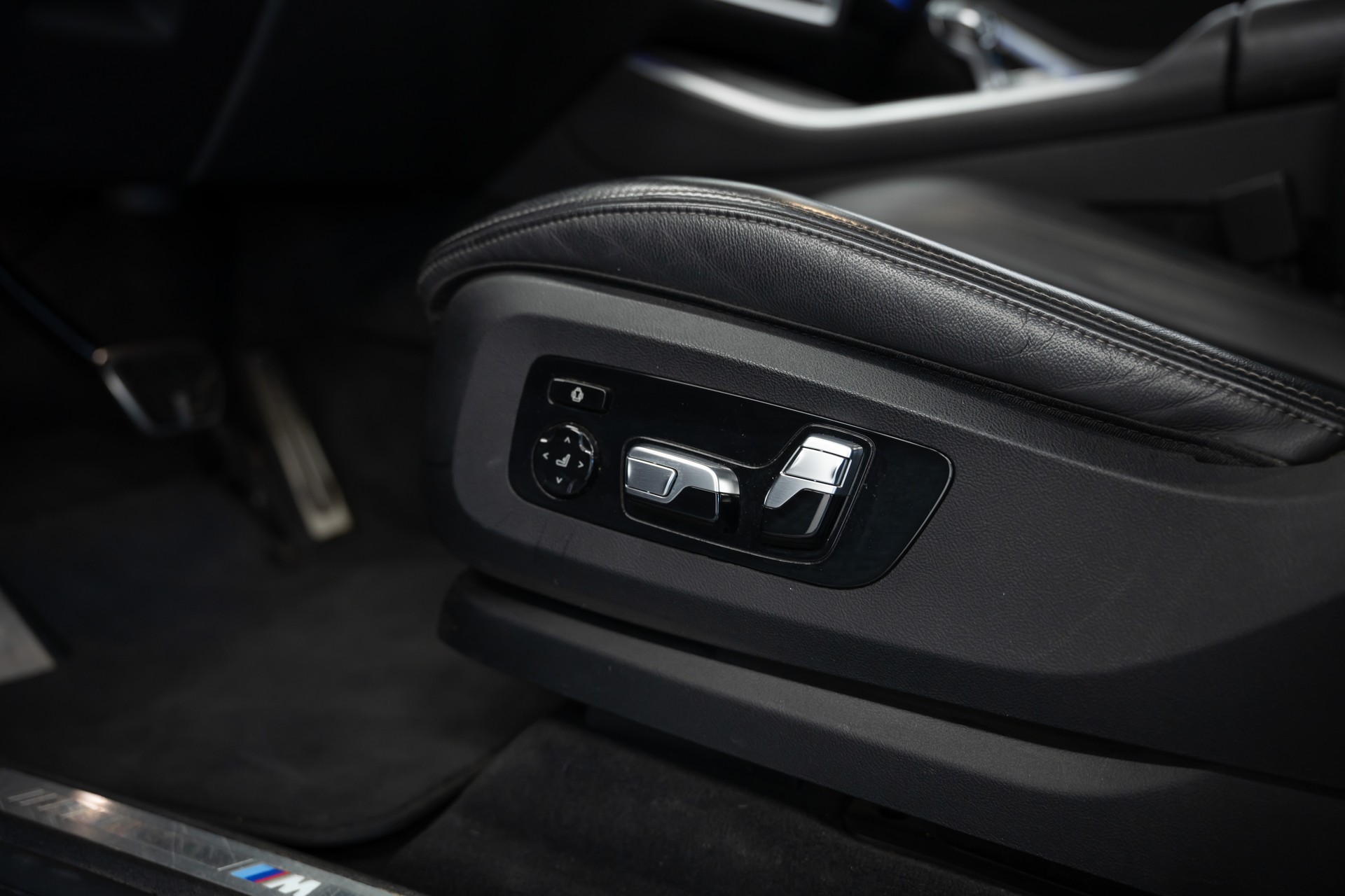 BMW X5 xDrive 45e M Sport Steptronic-image-25