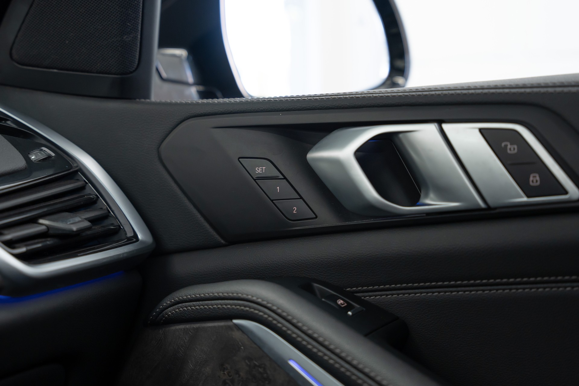 BMW X5 xDrive 45e M Sport Steptronic-image-17