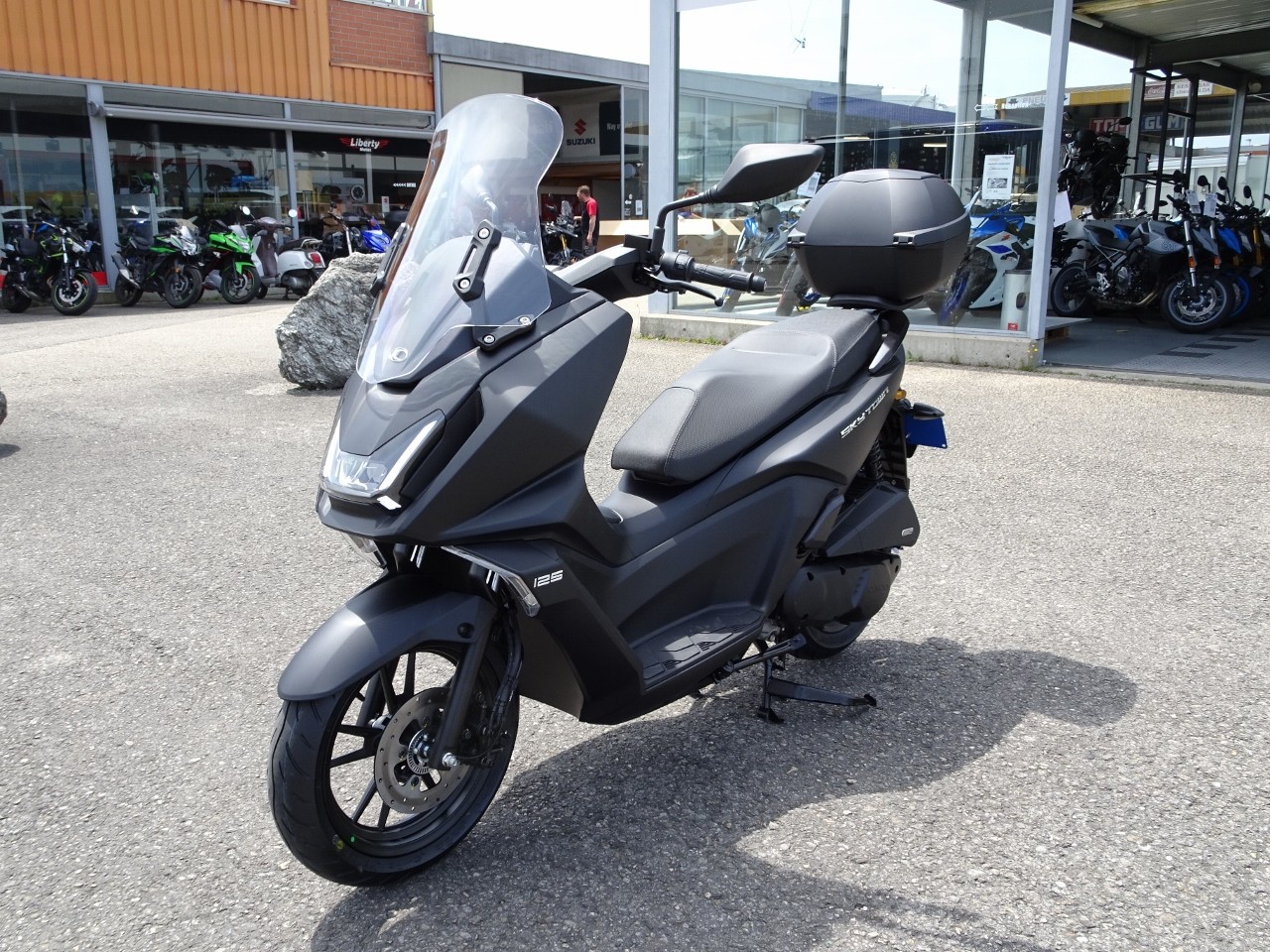 KYMCO Sky Town 125 TopCase-image-3