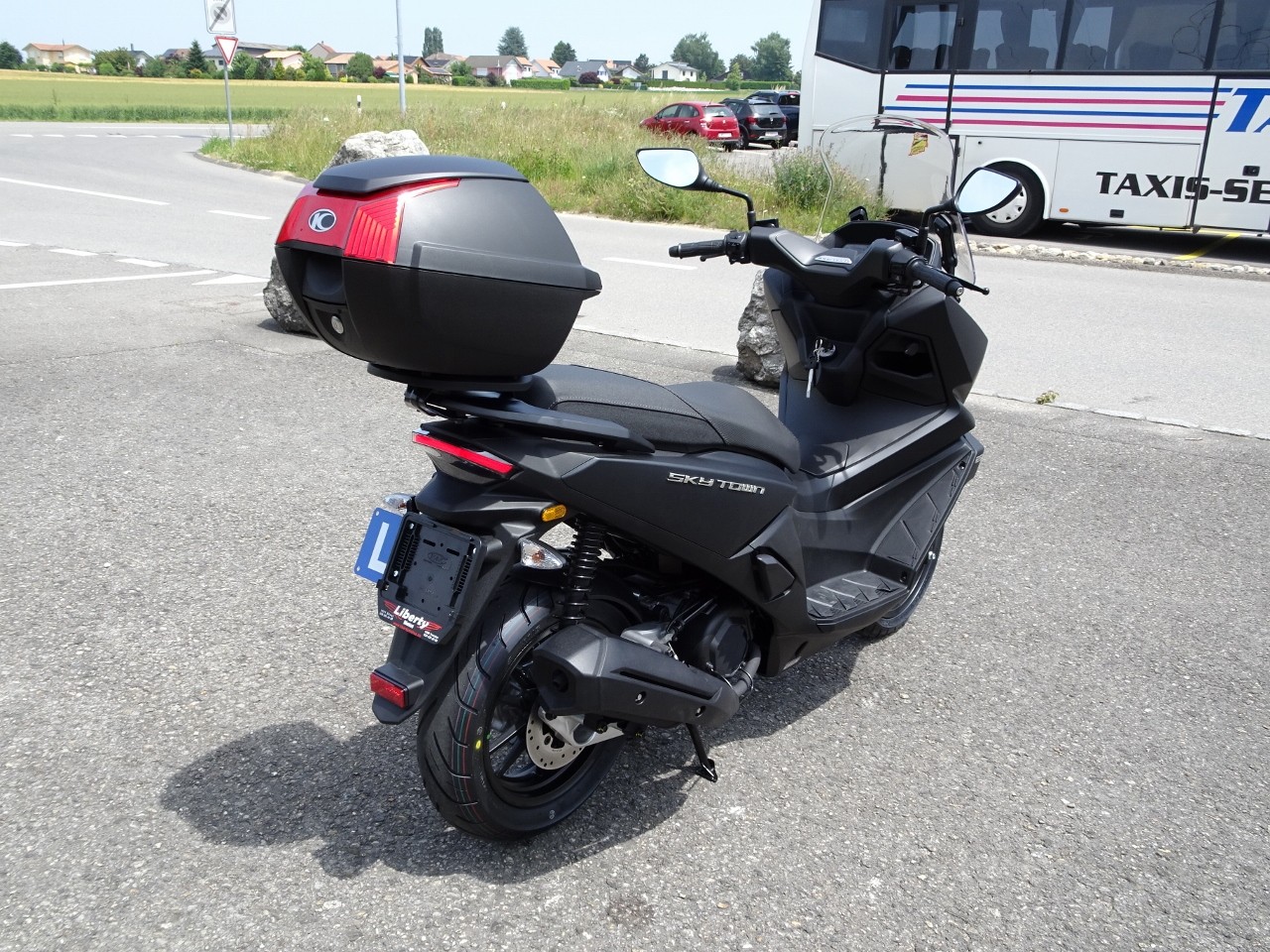KYMCO Sky Town 125 TopCase-image-4