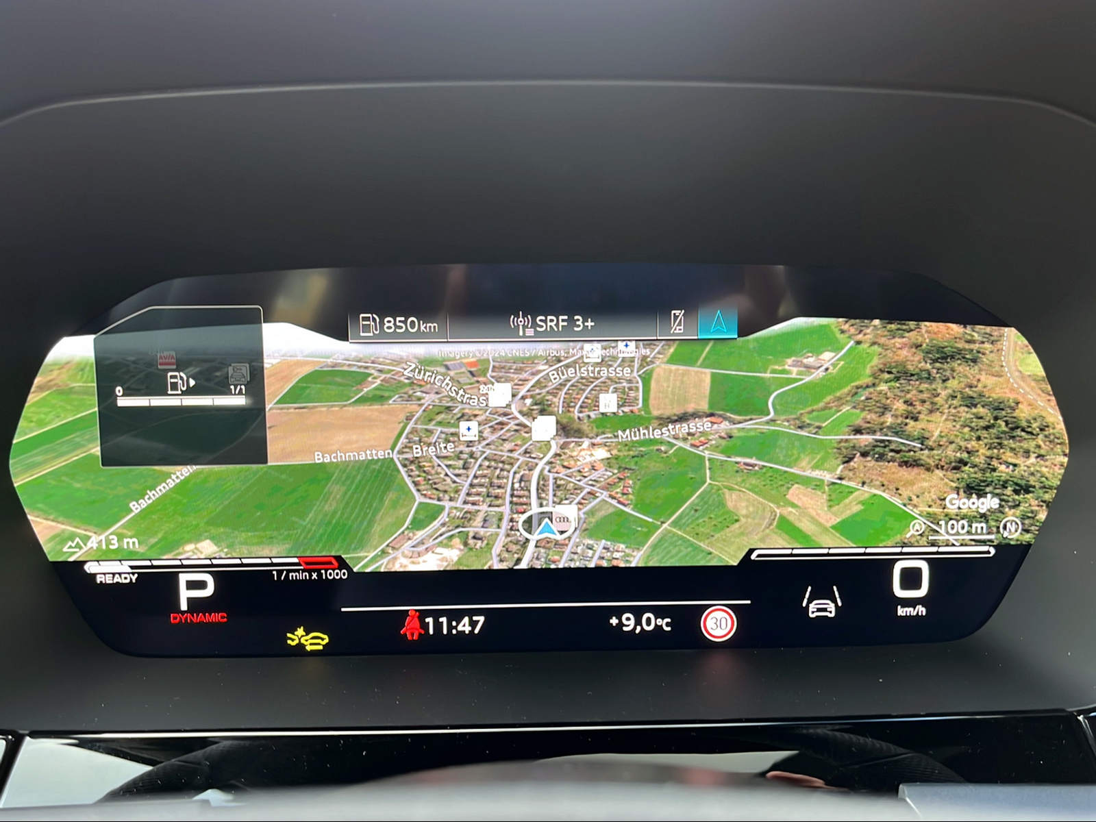 AUDI RS3 Sportback 2.5 TSI quattro S-tronic Mythosschwarz Metallic-image-11