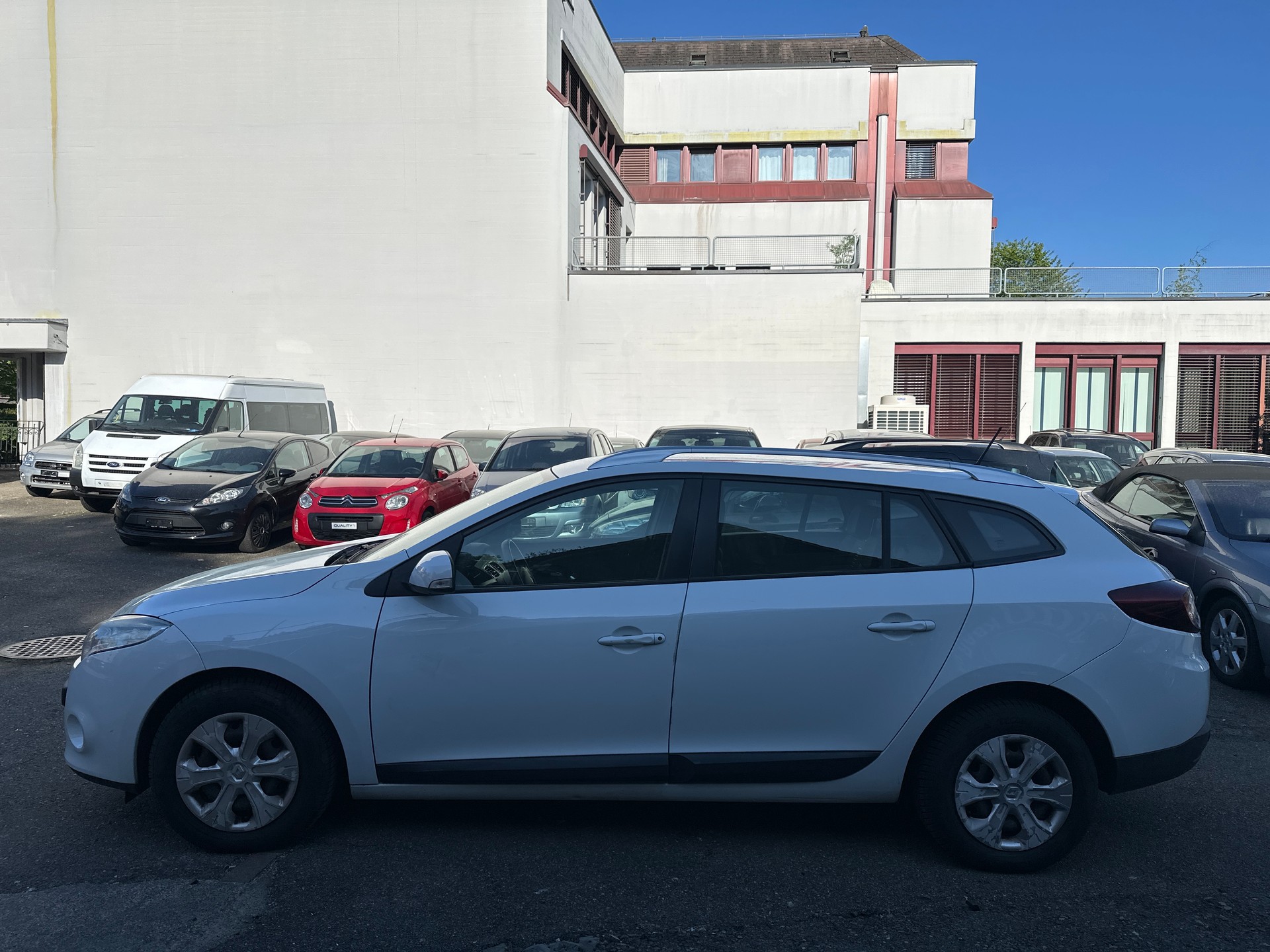 RENAULT Mégane Grandtour 1.5 dCi Expression EDC-image-3