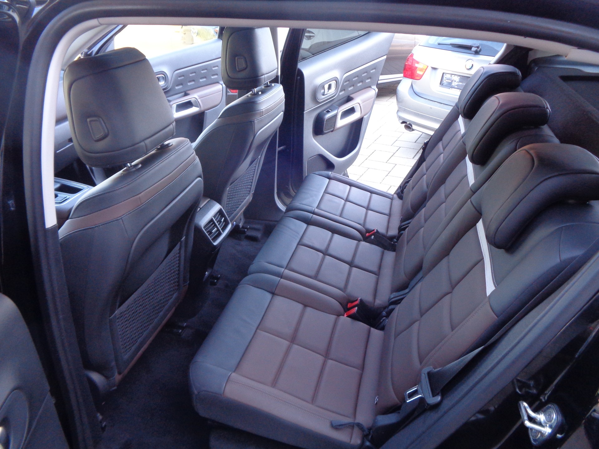 CITROEN C5 Aircross 1.6i PureTech Shine EAT8-image-11