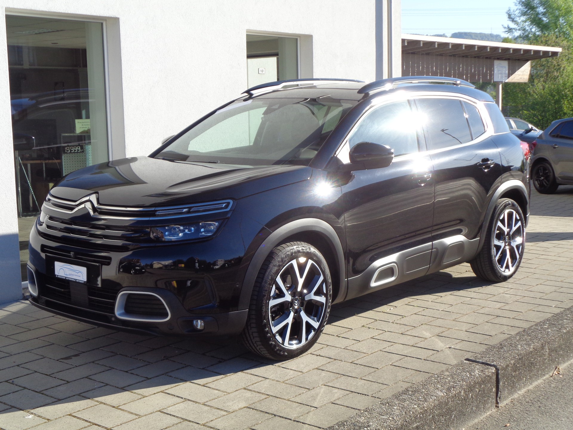 CITROEN C5 Aircross 1.6i PureTech Shine EAT8-showroom-element-3