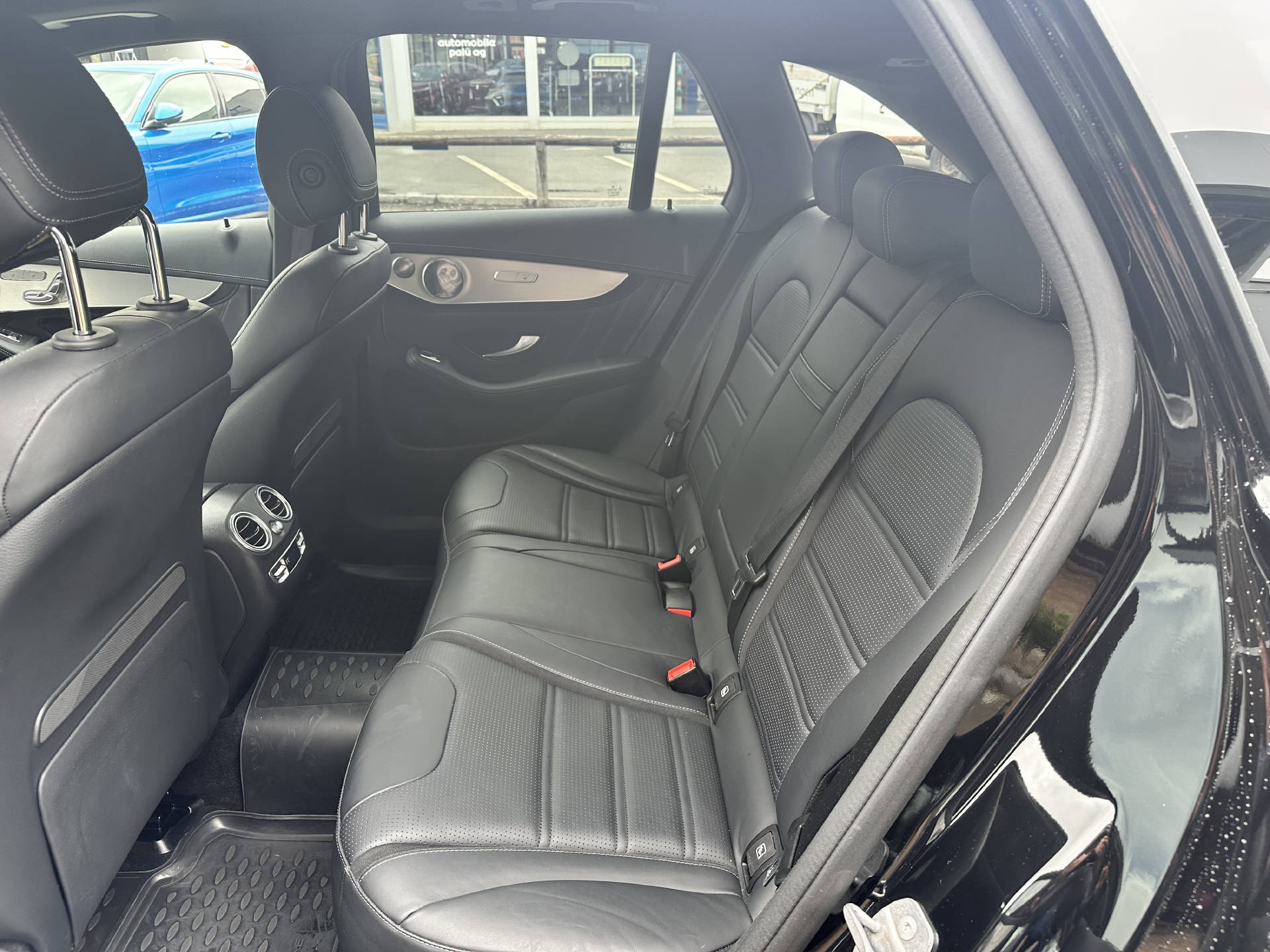 MERCEDES-BENZ GLC 63 S AMG 4m+-image-11