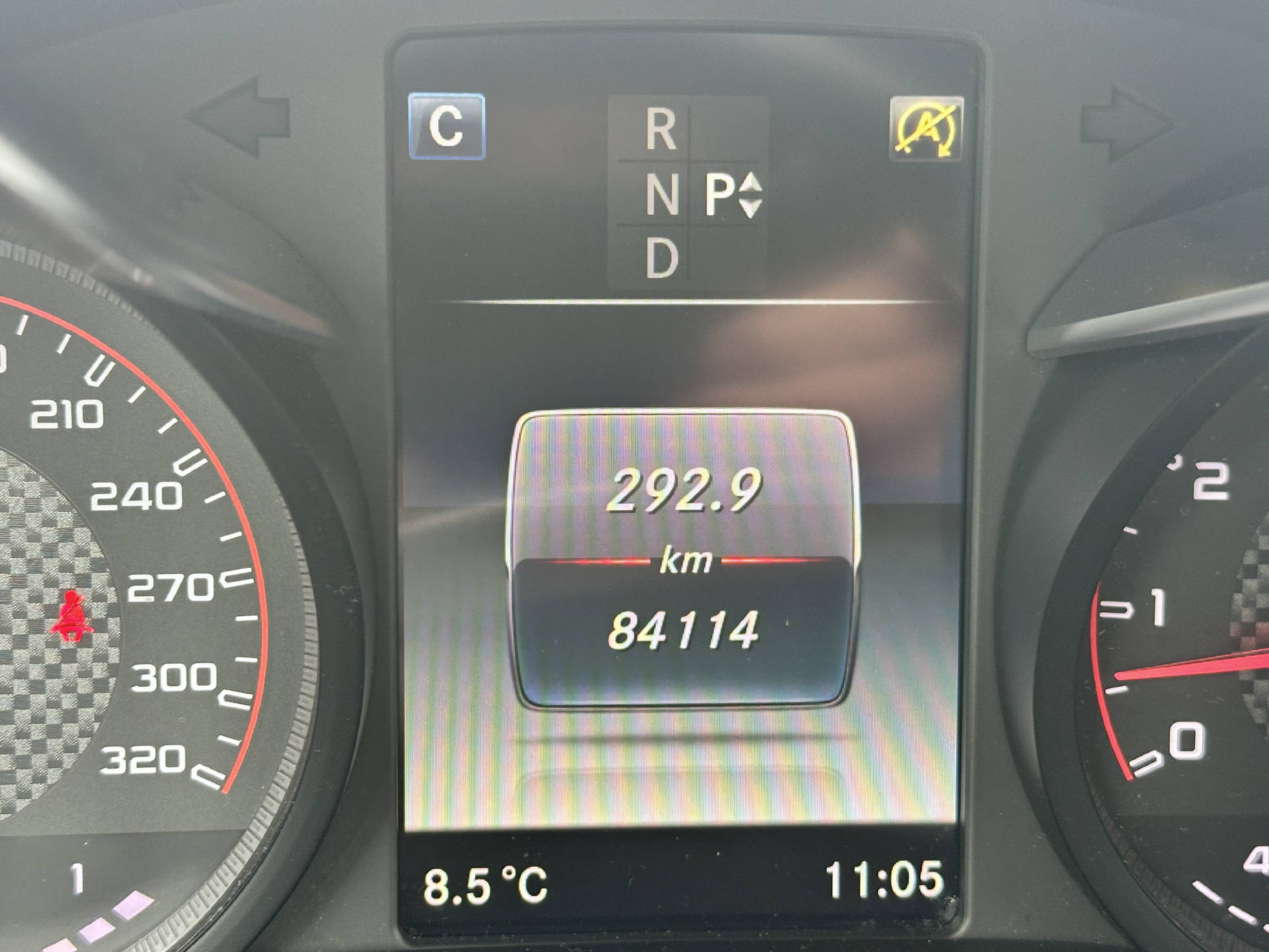 MERCEDES-BENZ GLC 63 S AMG 4m+-image-15