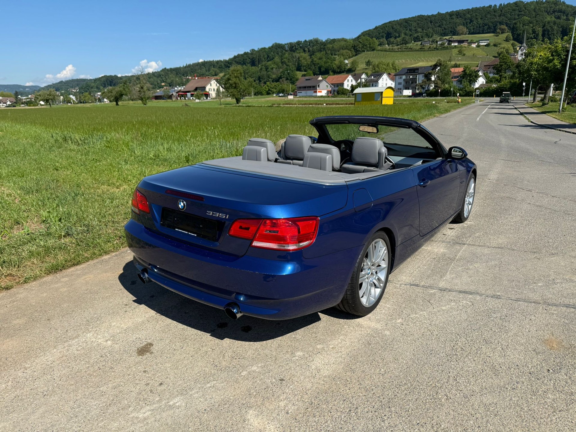 BMW 335i Cabriolet Steptronic-image-5