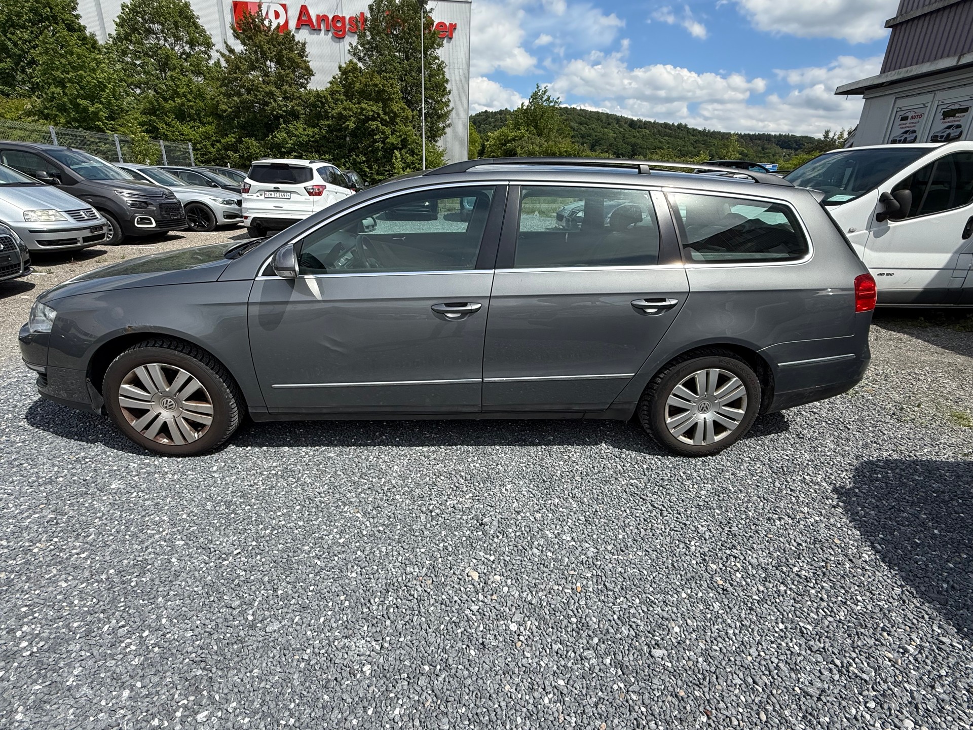 VW Passat Variant 2.0T FSI Sportline-image-3