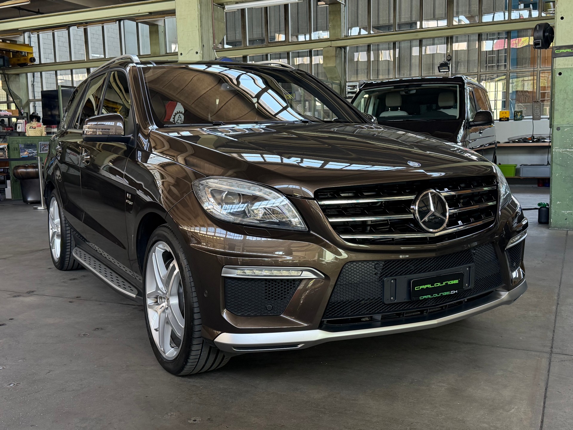 MERCEDES-BENZ ML 63 AMG 4Matic *** AMG Driver Package *** Speedshift Automat-image-24