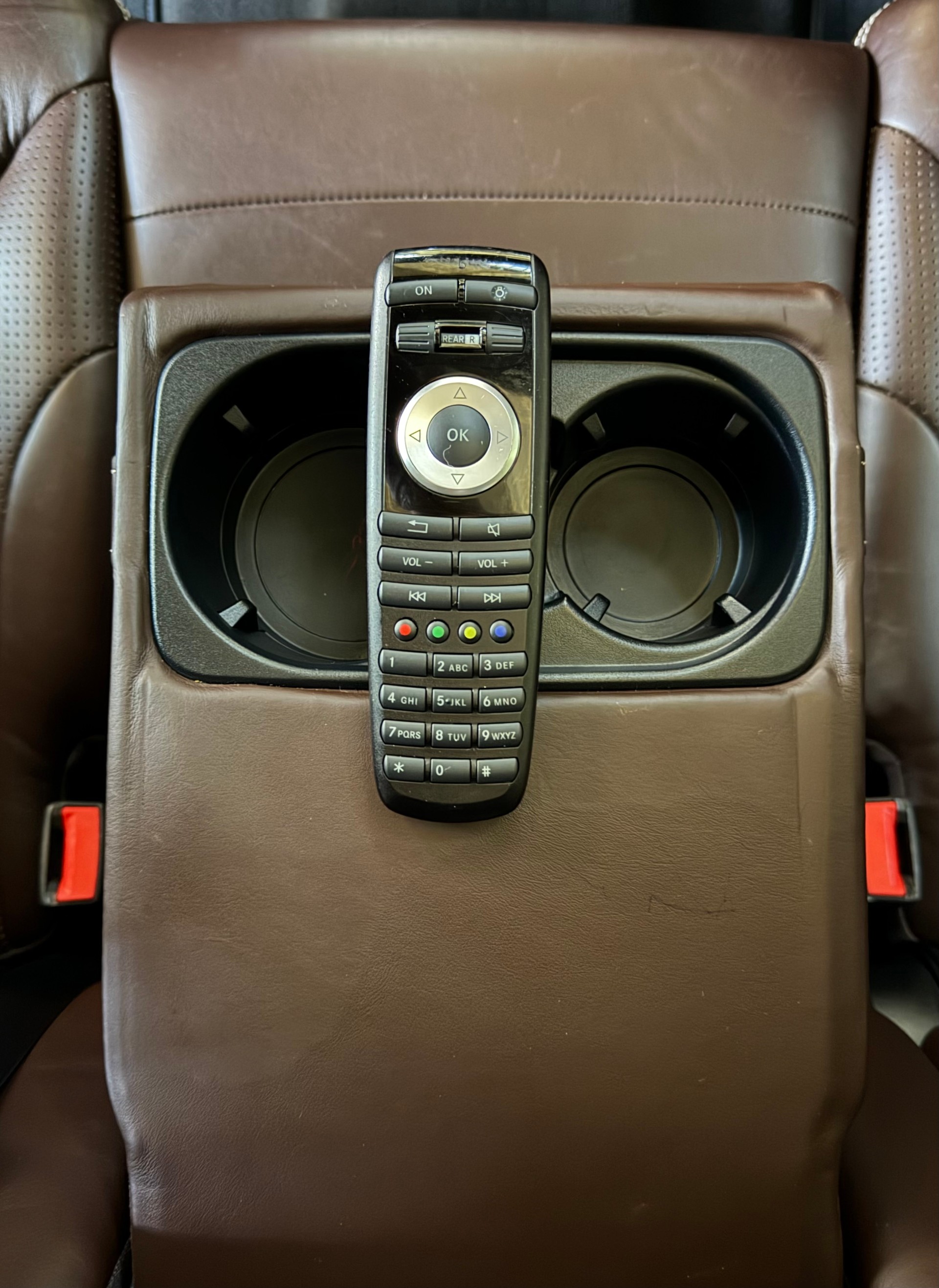 MERCEDES-BENZ ML 63 AMG 4Matic *** AMG Driver Package *** Speedshift Automat-image-15