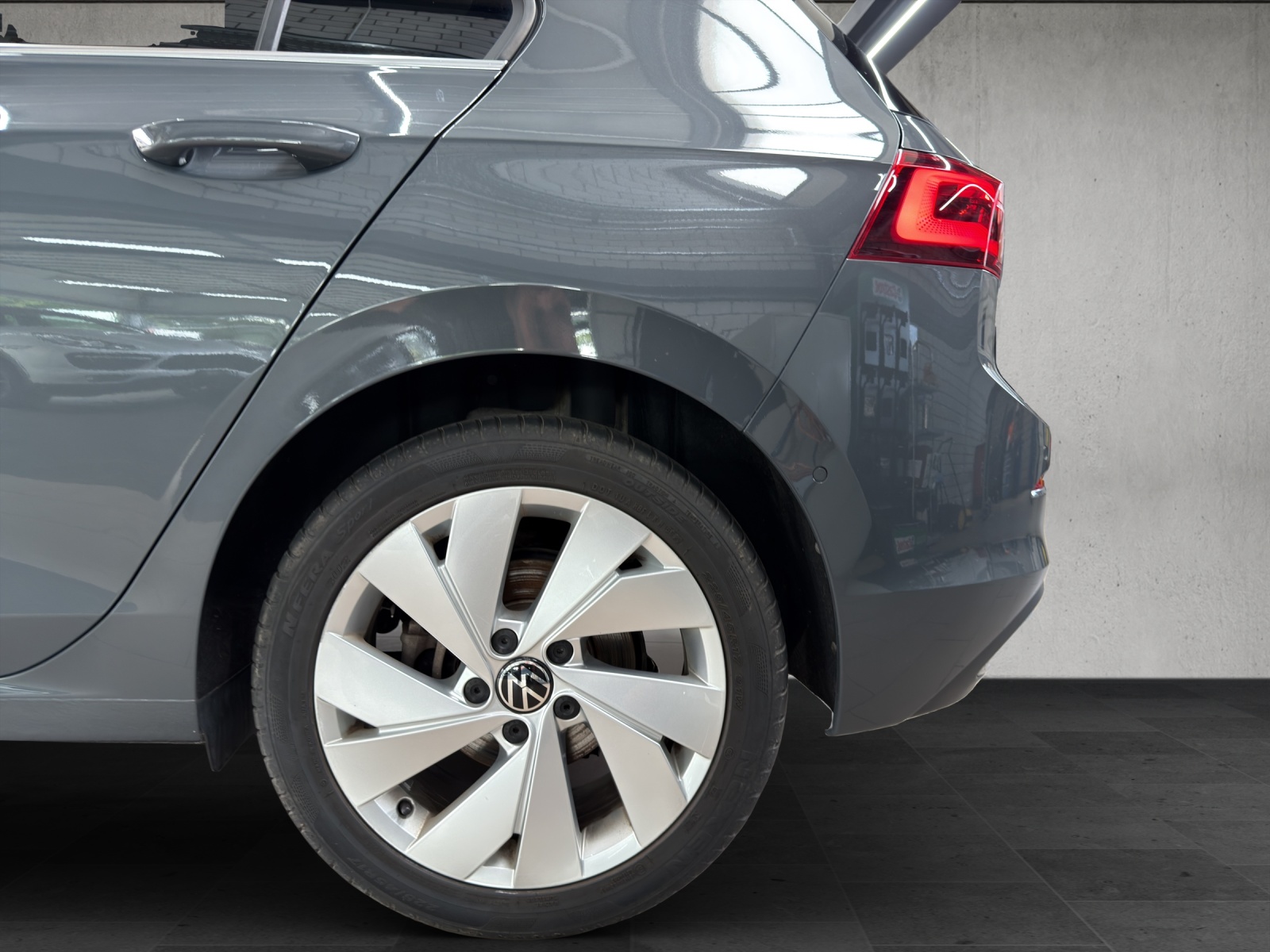 VW Golf 1.5 eTSI mHEV ACT Style DSG *Werksgarantie bis 07.2029*-image-8